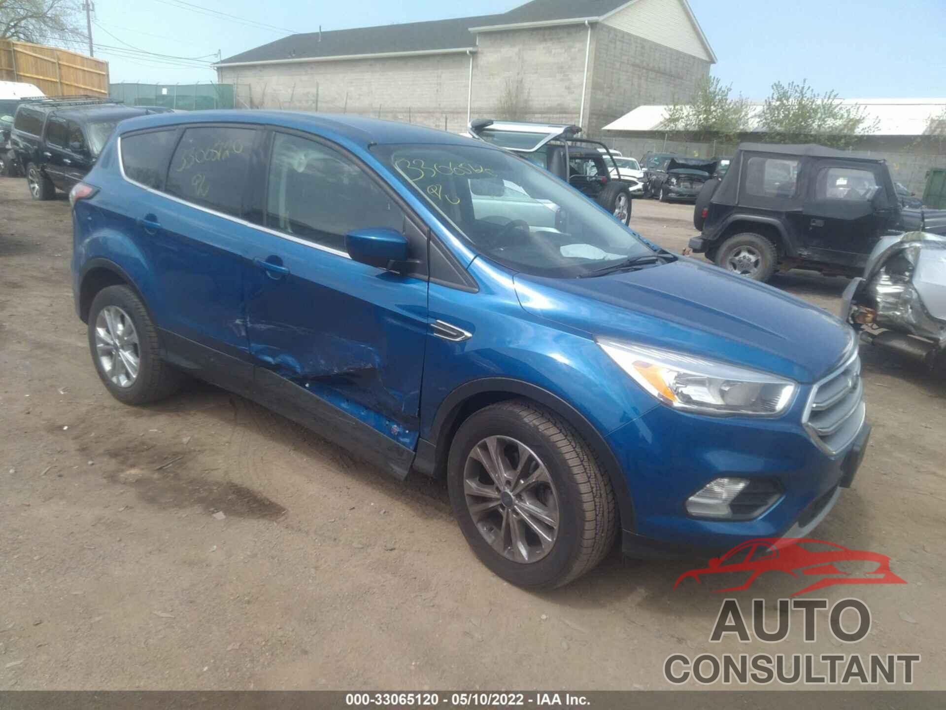 FORD ESCAPE 2017 - 1FMCU0GD9HUB97535