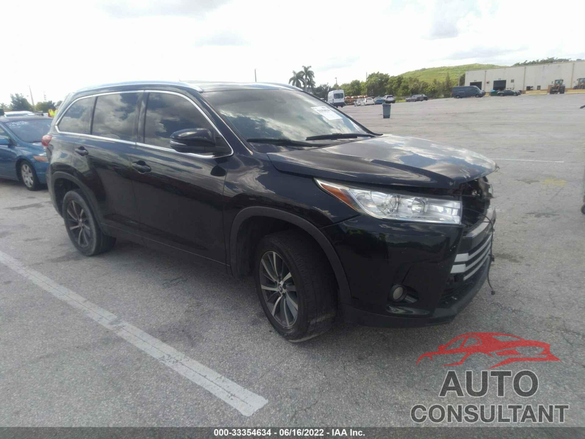 TOYOTA HIGHLANDER 2017 - 5TDKZRFH7HS519958