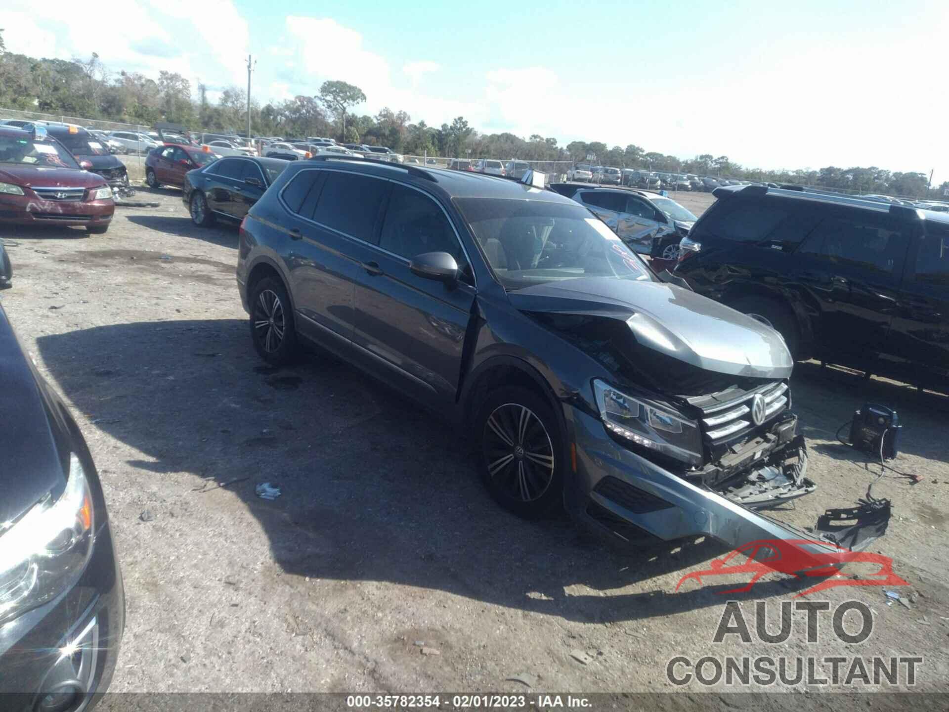 VOLKSWAGEN TIGUAN 2018 - 3VV3B7AXXJM037715