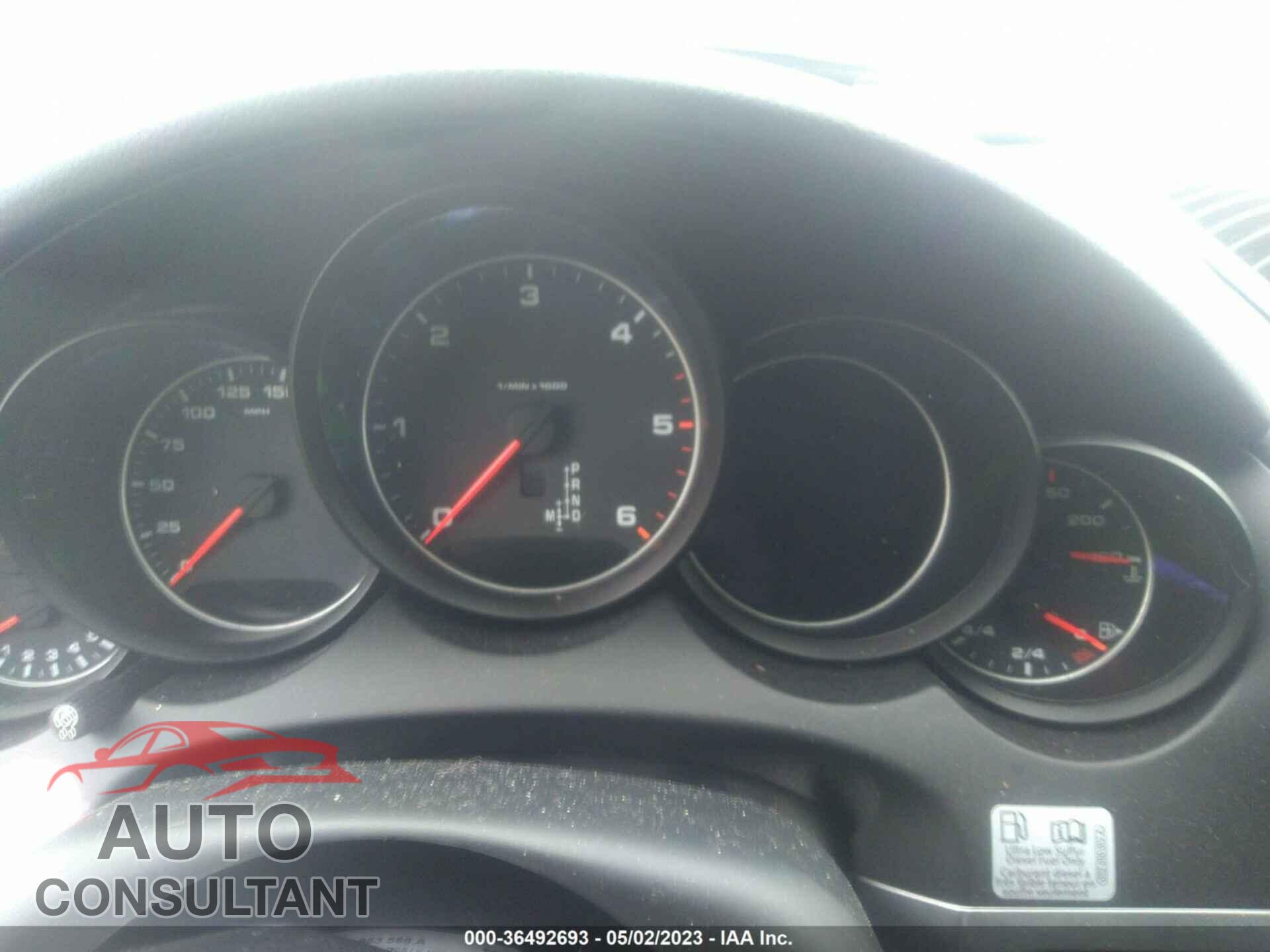 PORSCHE CAYENNE 2015 - WP1AF2A29FLA37729