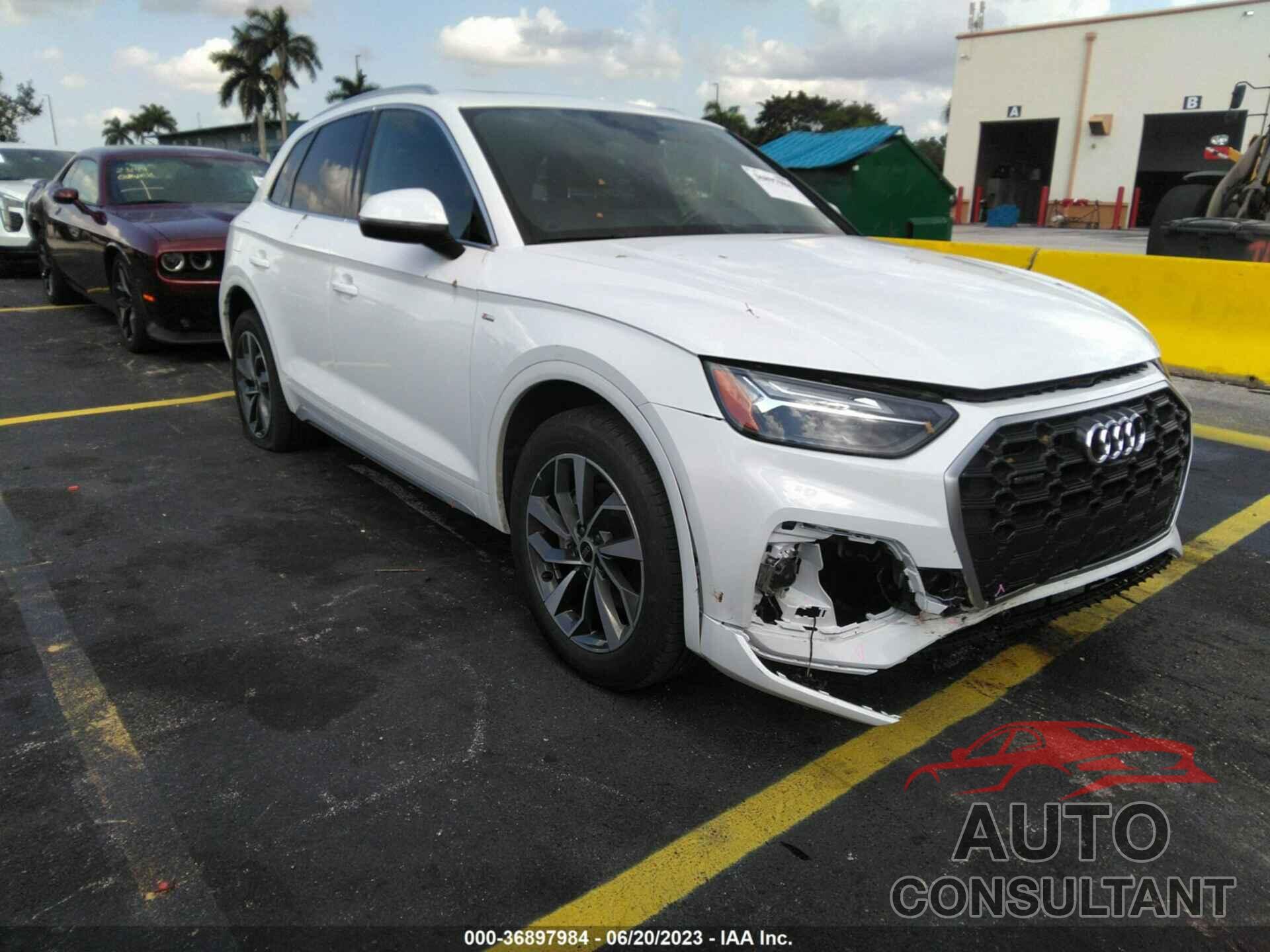 AUDI Q5 2023 - WA1EAAFY3P2055234