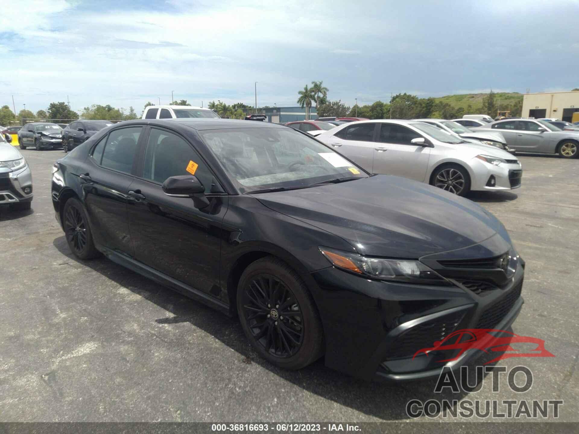 TOYOTA CAMRY 2022 - 4T1G11AKXNU029163