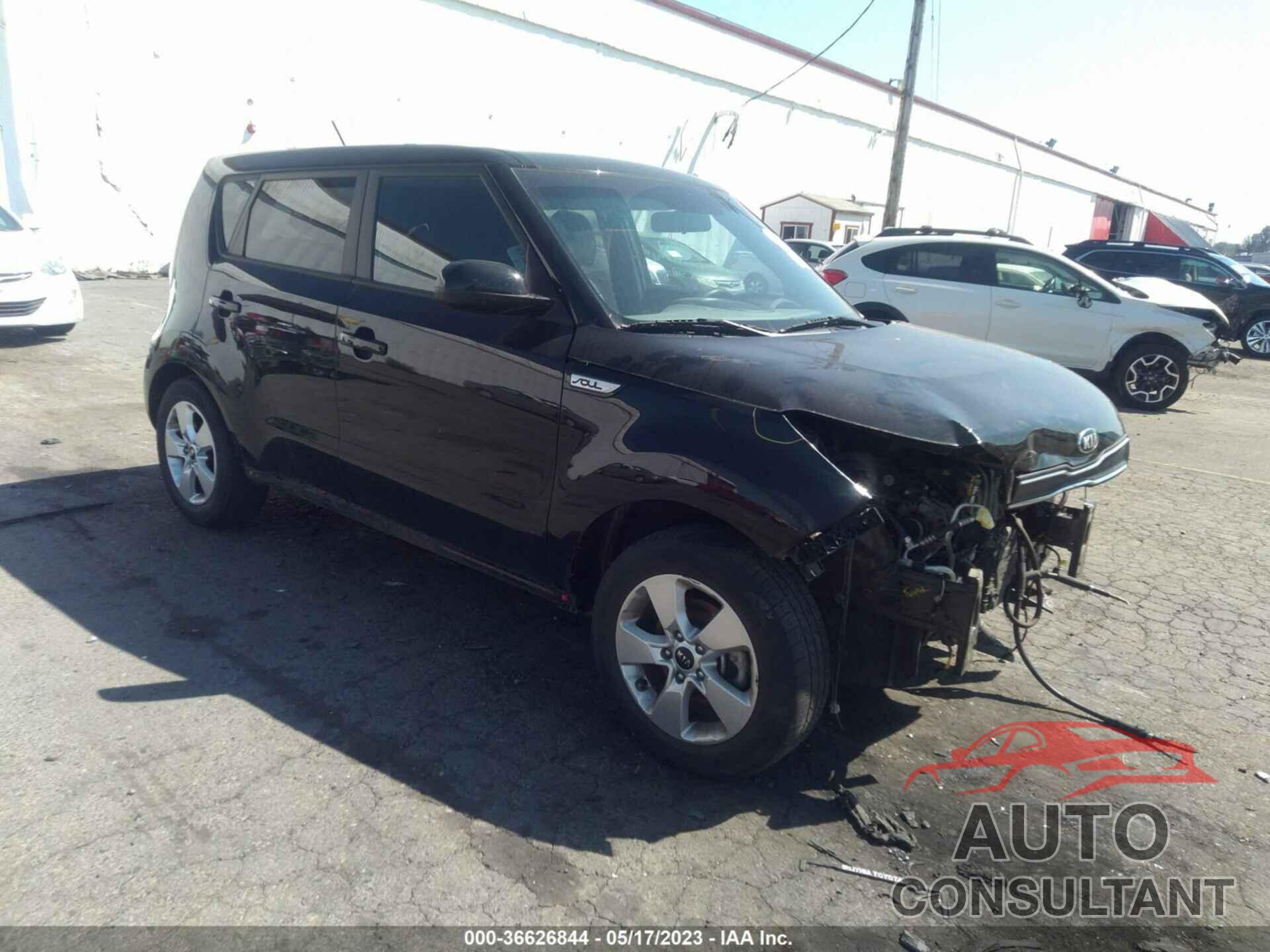 KIA SOUL 2019 - KNDJN2A2XK7004228
