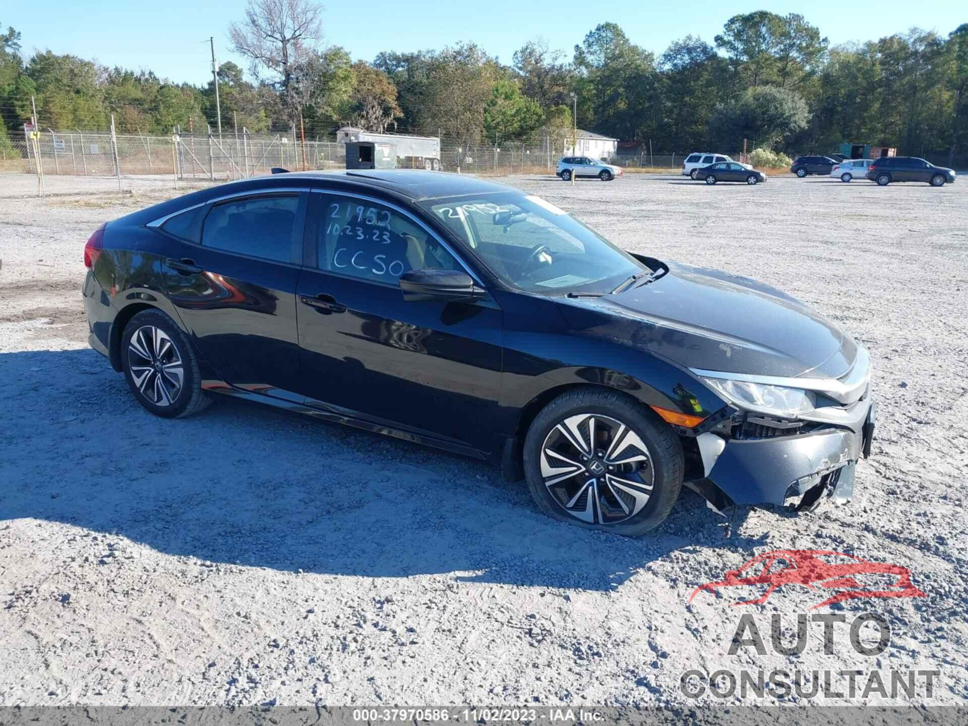 HONDA CIVIC 2018 - JHMFC1F36JX031611