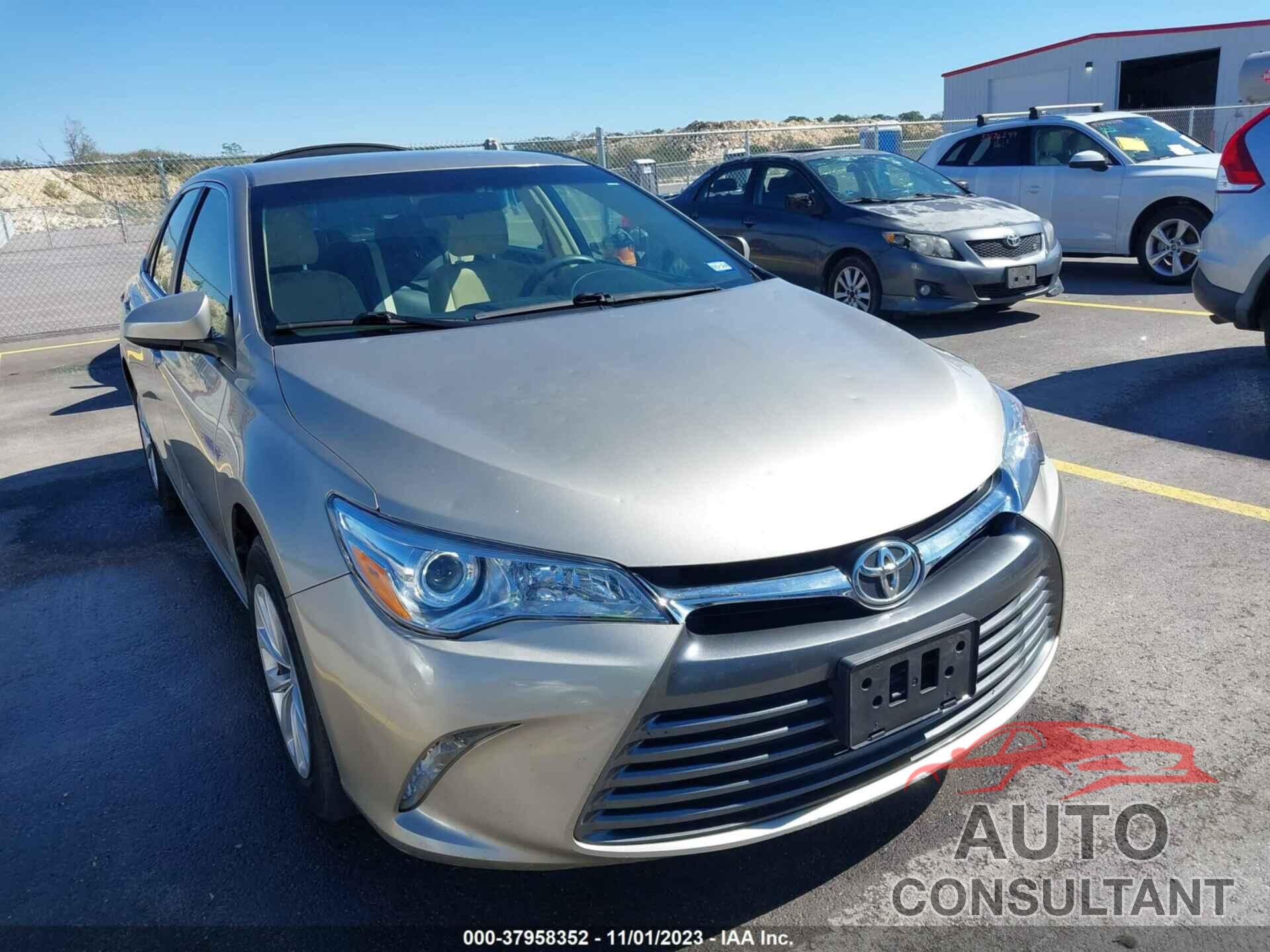 TOYOTA CAMRY 2015 - 4T4BF1FKXFR499155