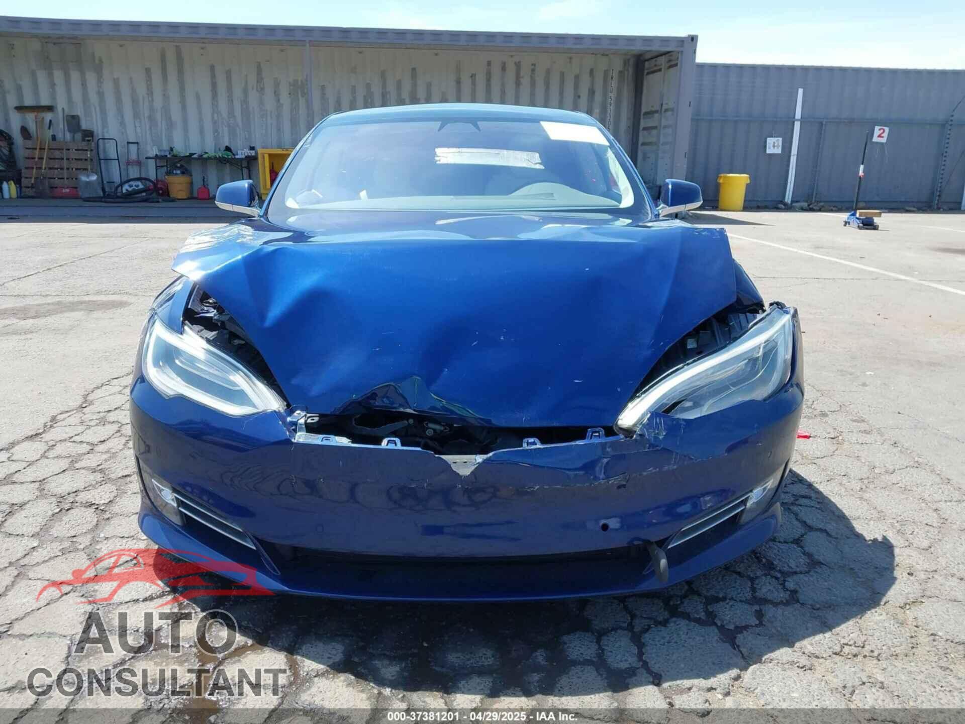 TESLA MODEL S 2017 - 5YJSA1E44HF220391