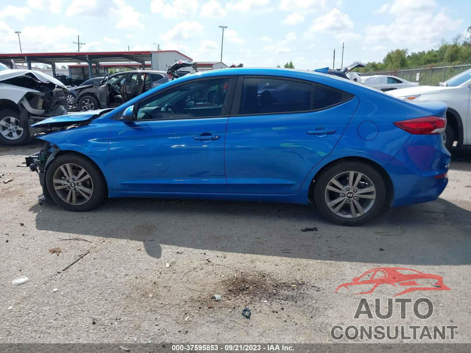 HYUNDAI ELANTRA 2017 - 5NPD84LF2HH170036