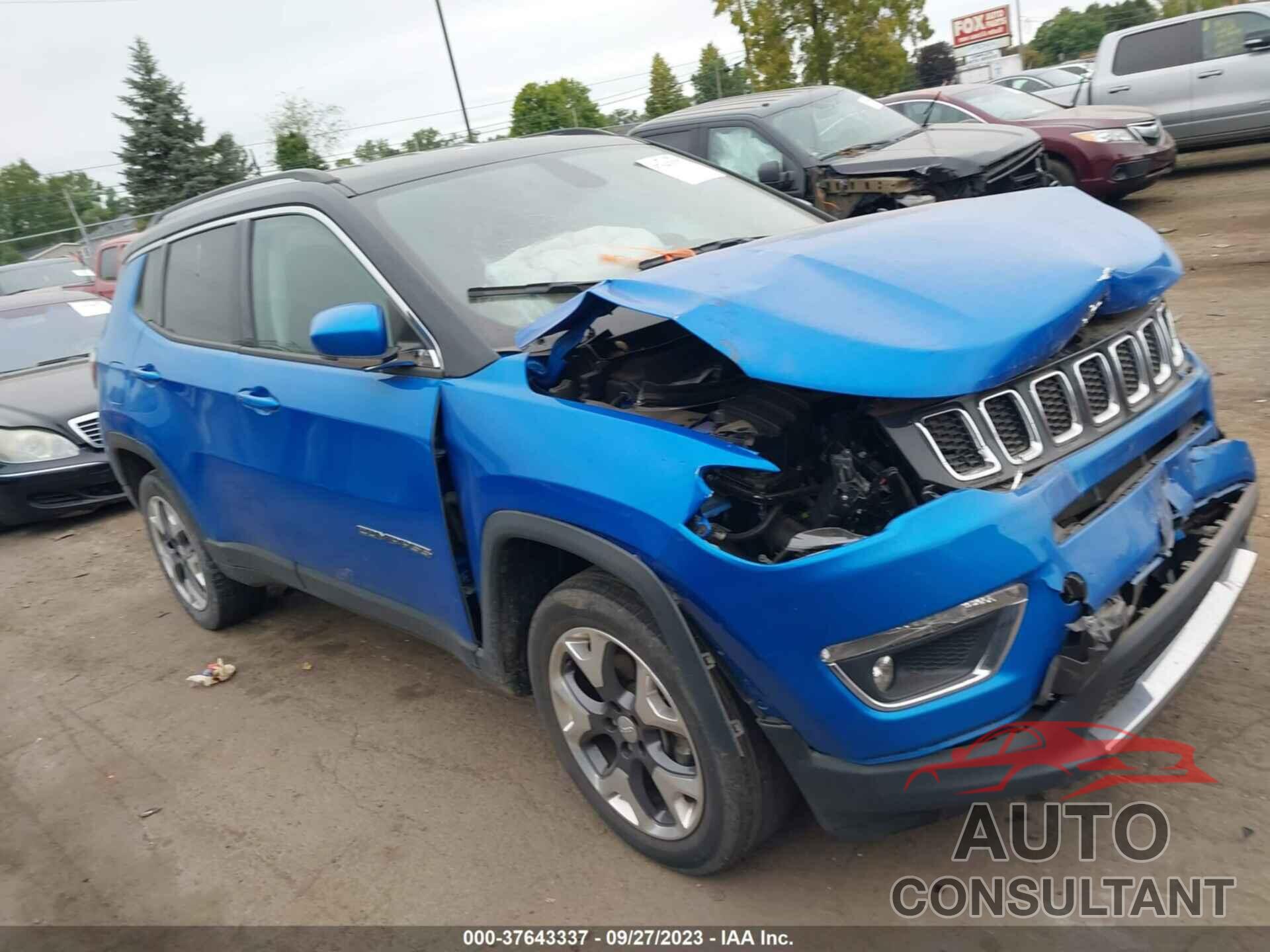 JEEP COMPASS 2018 - 3C4NJDCB4JT266147