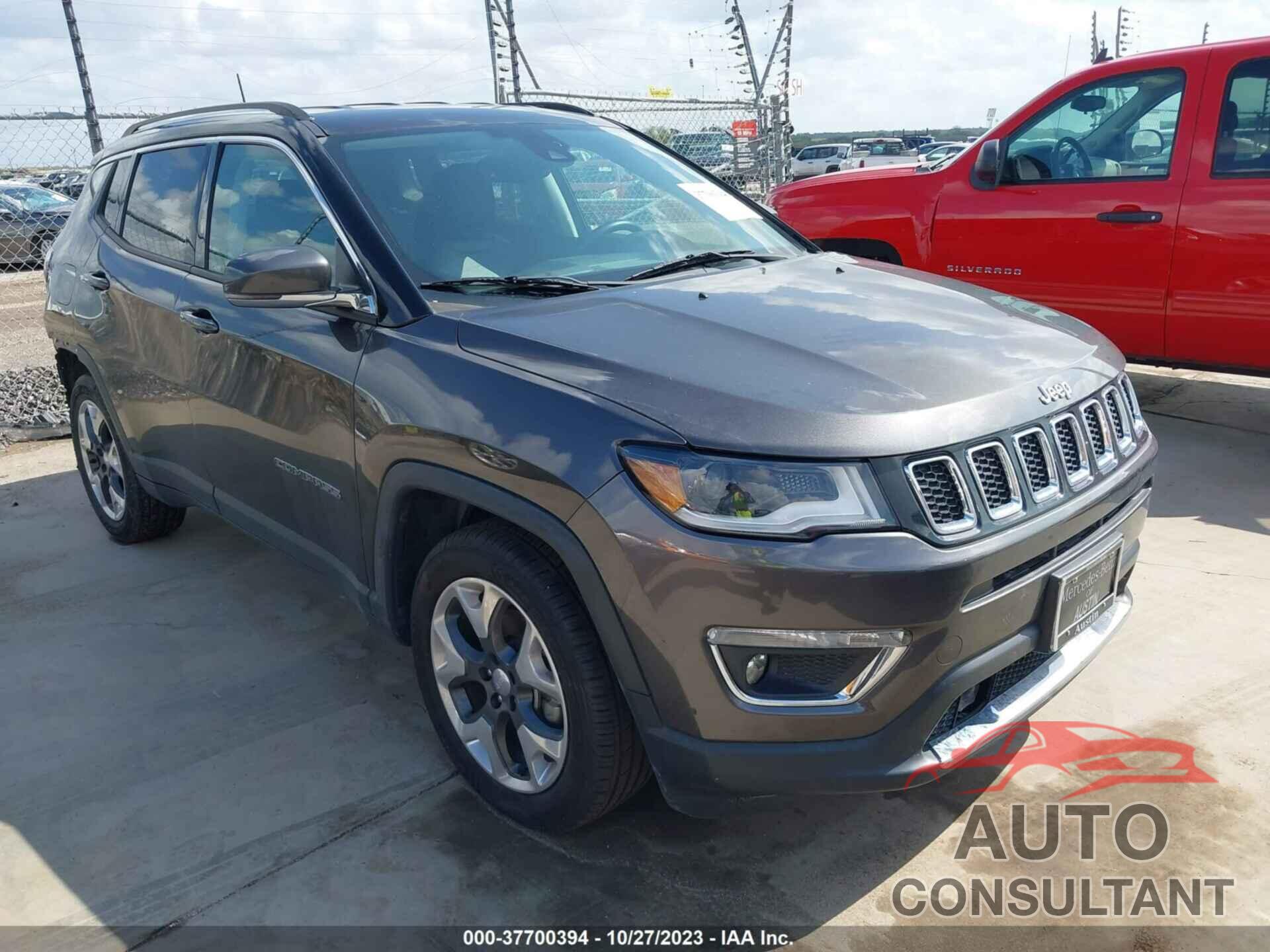 JEEP COMPASS 2018 - 3C4NJCCB2JT122414