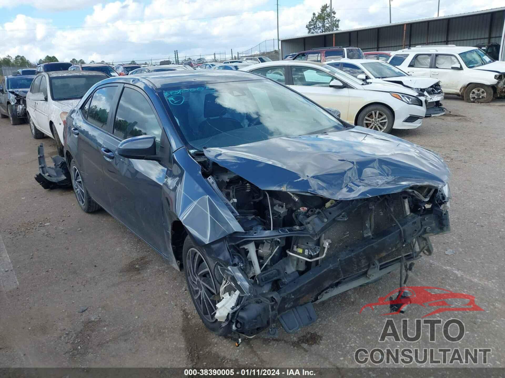 TOYOTA COROLLA 2018 - 5YFBURHE4JP741714