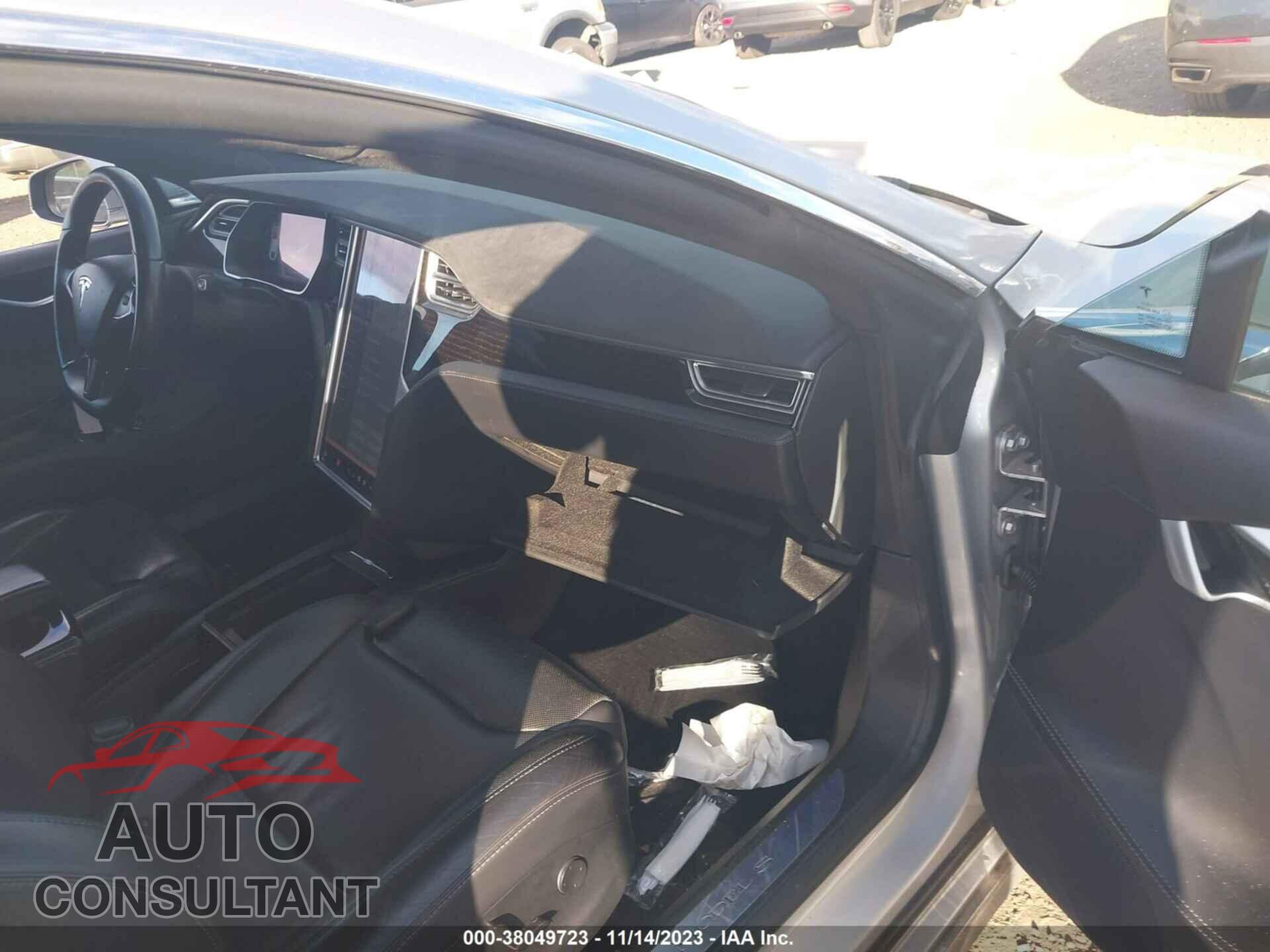 TESLA MODEL S 2017 - 5YJSA1E2XHF182003