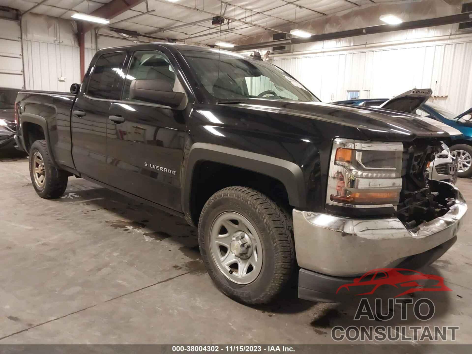 CHEVROLET SILVERADO 1500 2017 - 1GCRCNEH2HZ261678