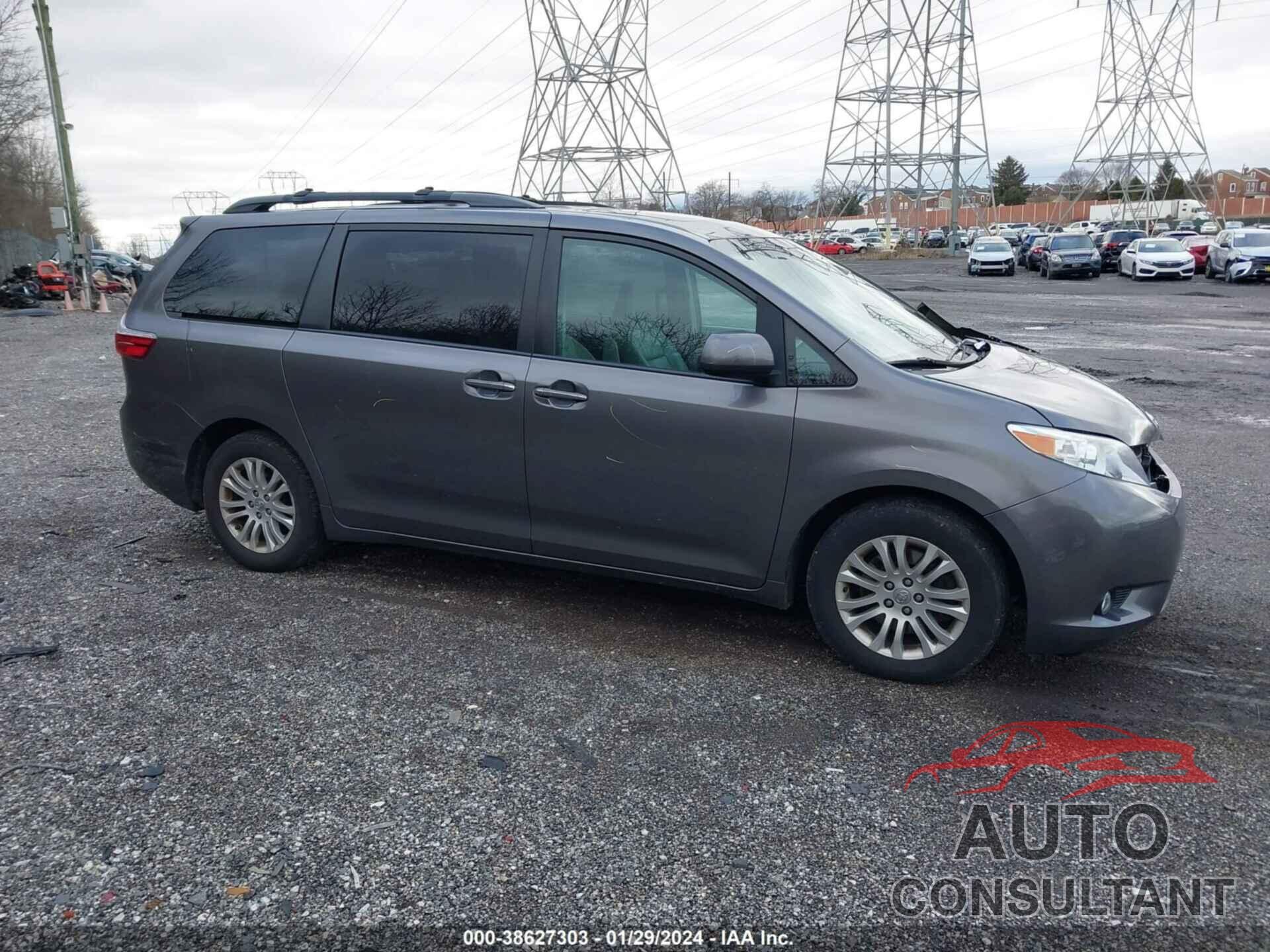 TOYOTA SIENNA 2017 - 5TDYZ3DC8HS847582