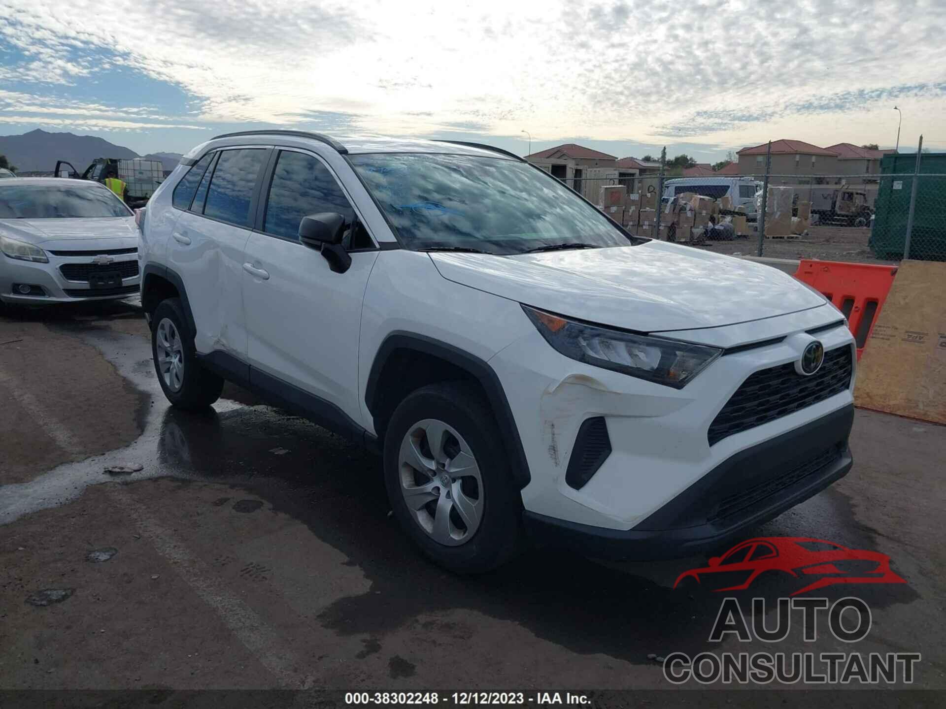 TOYOTA RAV4 2019 - 2T3H1RFV9KC018665