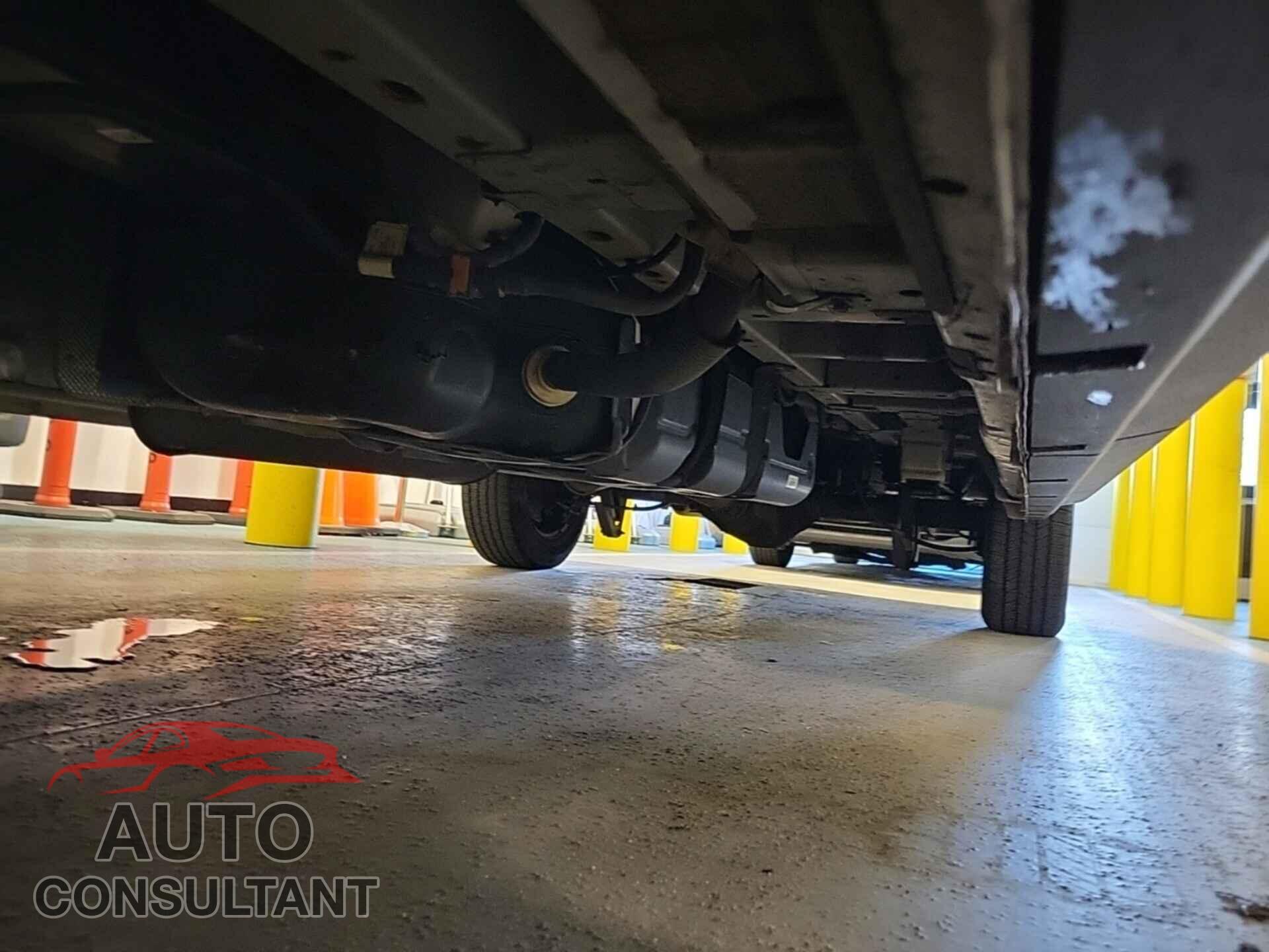 FORD TRANSIT 2018 - 1FTYR2CM1JKA73886