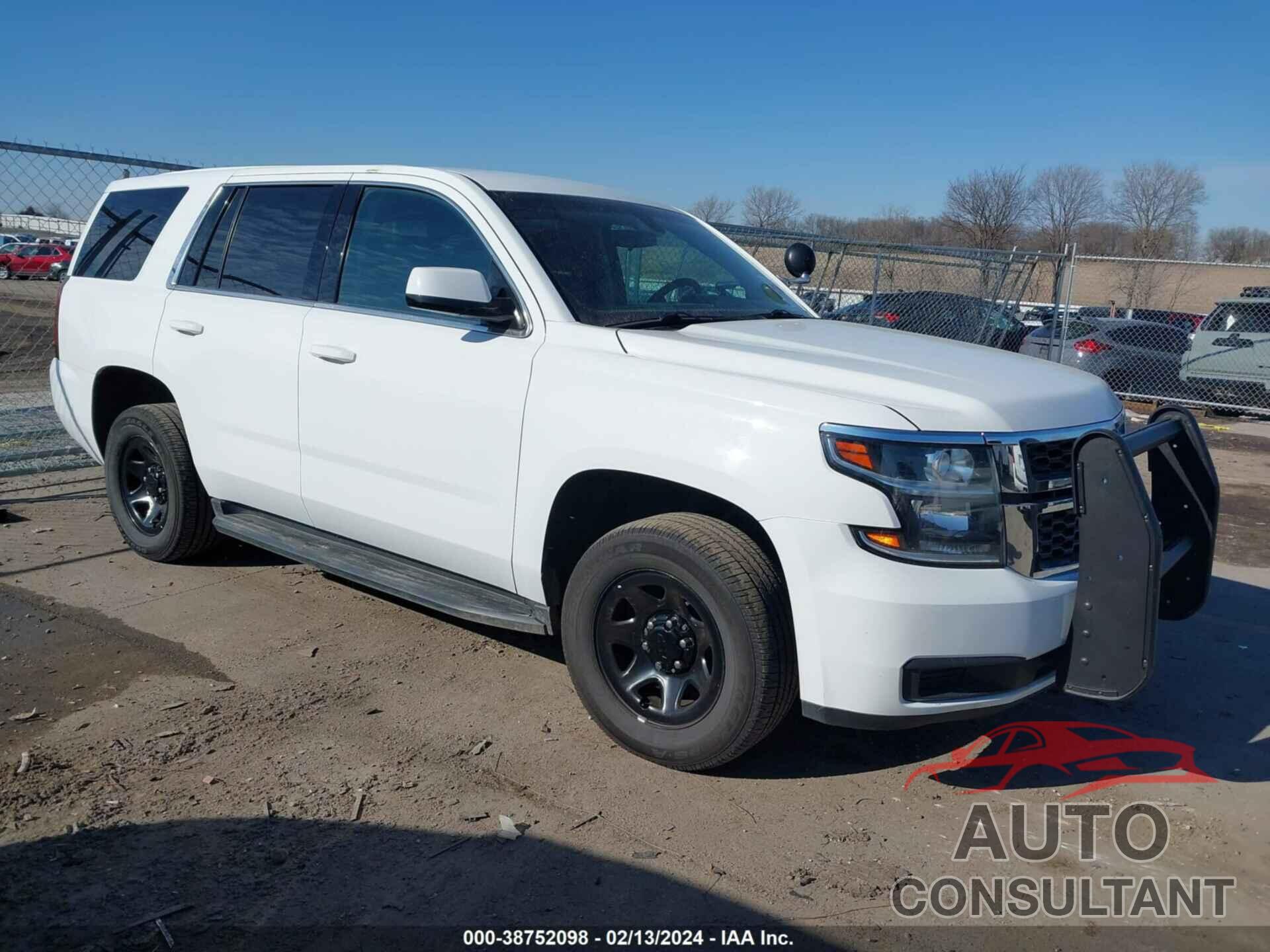 CHEVROLET TAHOE 2018 - 1GNSKDEC7JR237697