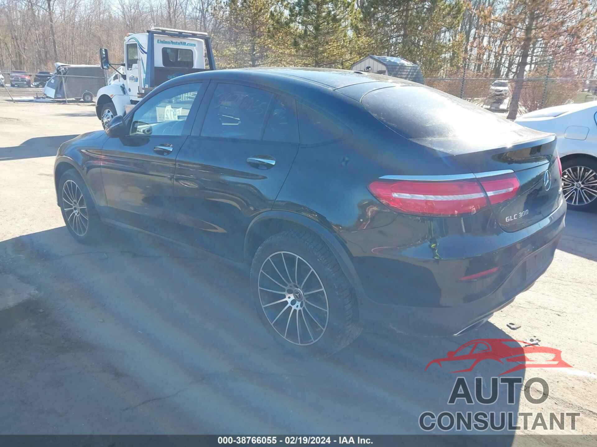 MERCEDES-BENZ GLC 300 COUPE 2018 - WDC0J4KB4JF343731