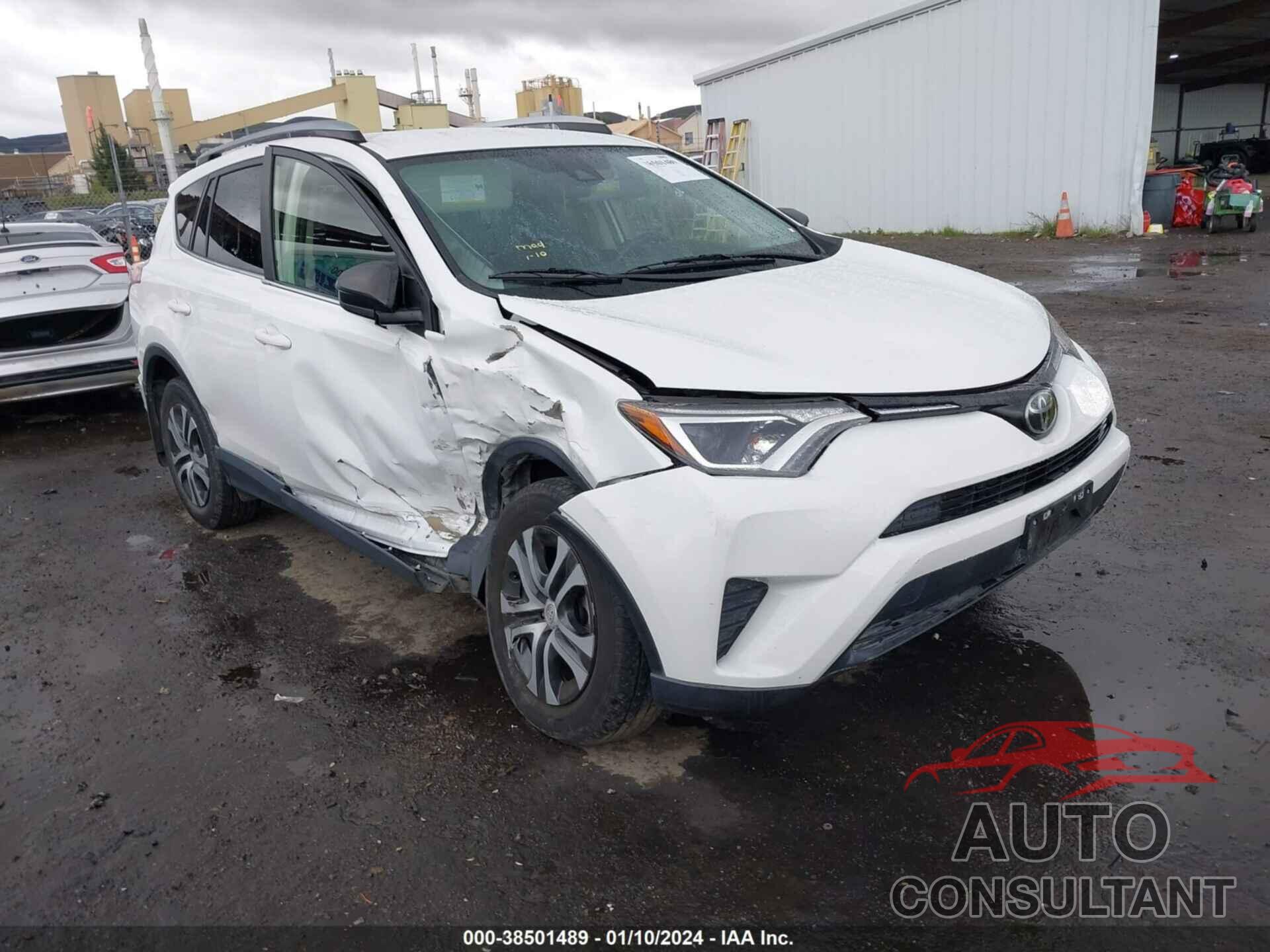 TOYOTA RAV4 2018 - JTMZFREV0JJ728962