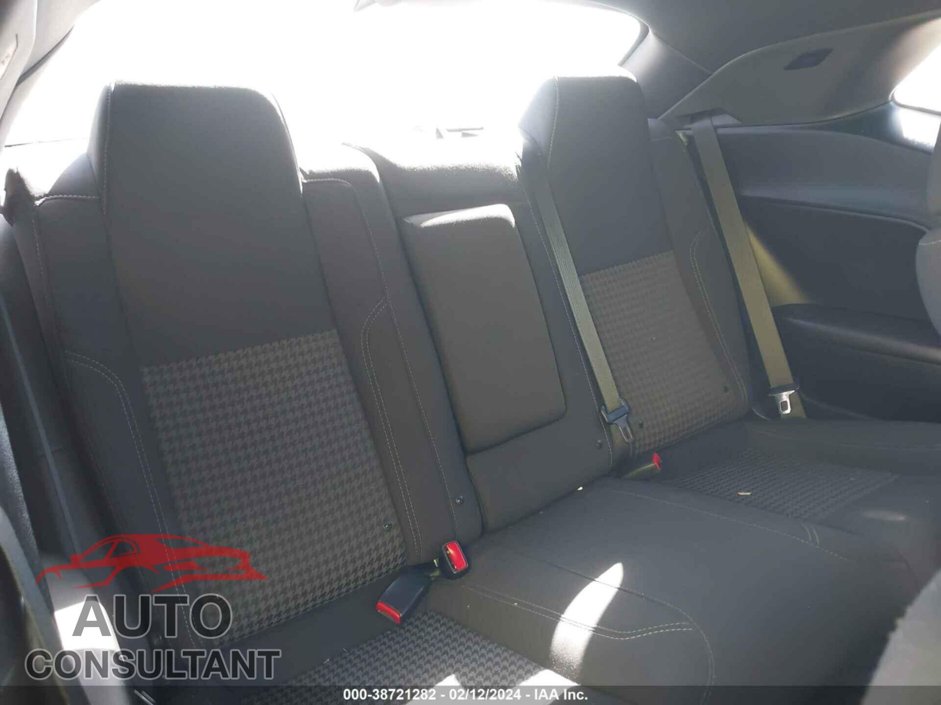 DODGE CHALLENGER 2018 - 2C3CDZAG4JH245855