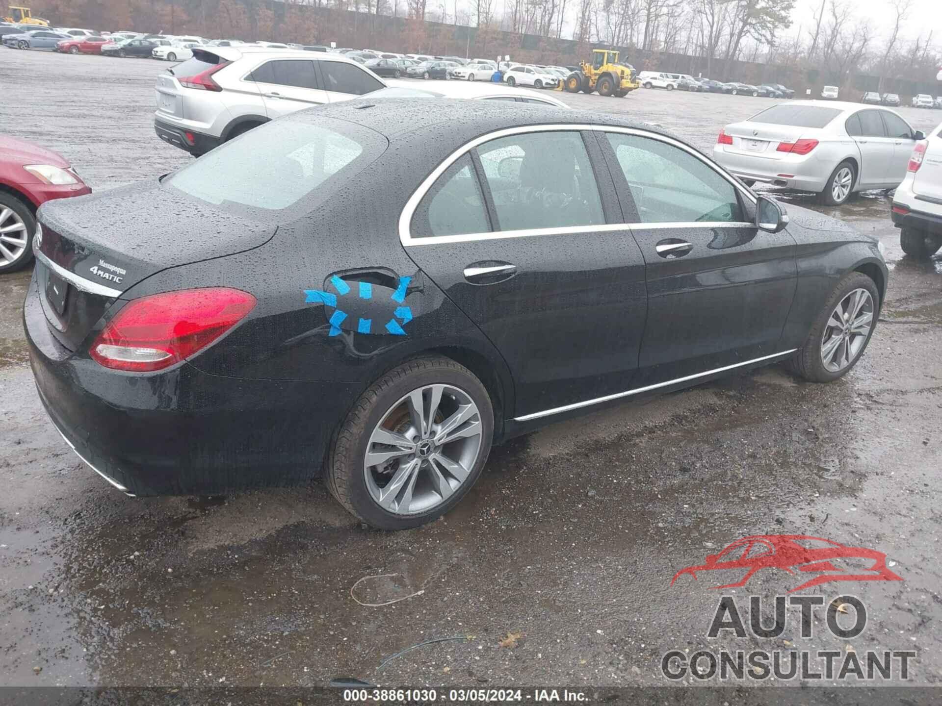 MERCEDES-BENZ C 300 2018 - 55SWF4KB1JU274520