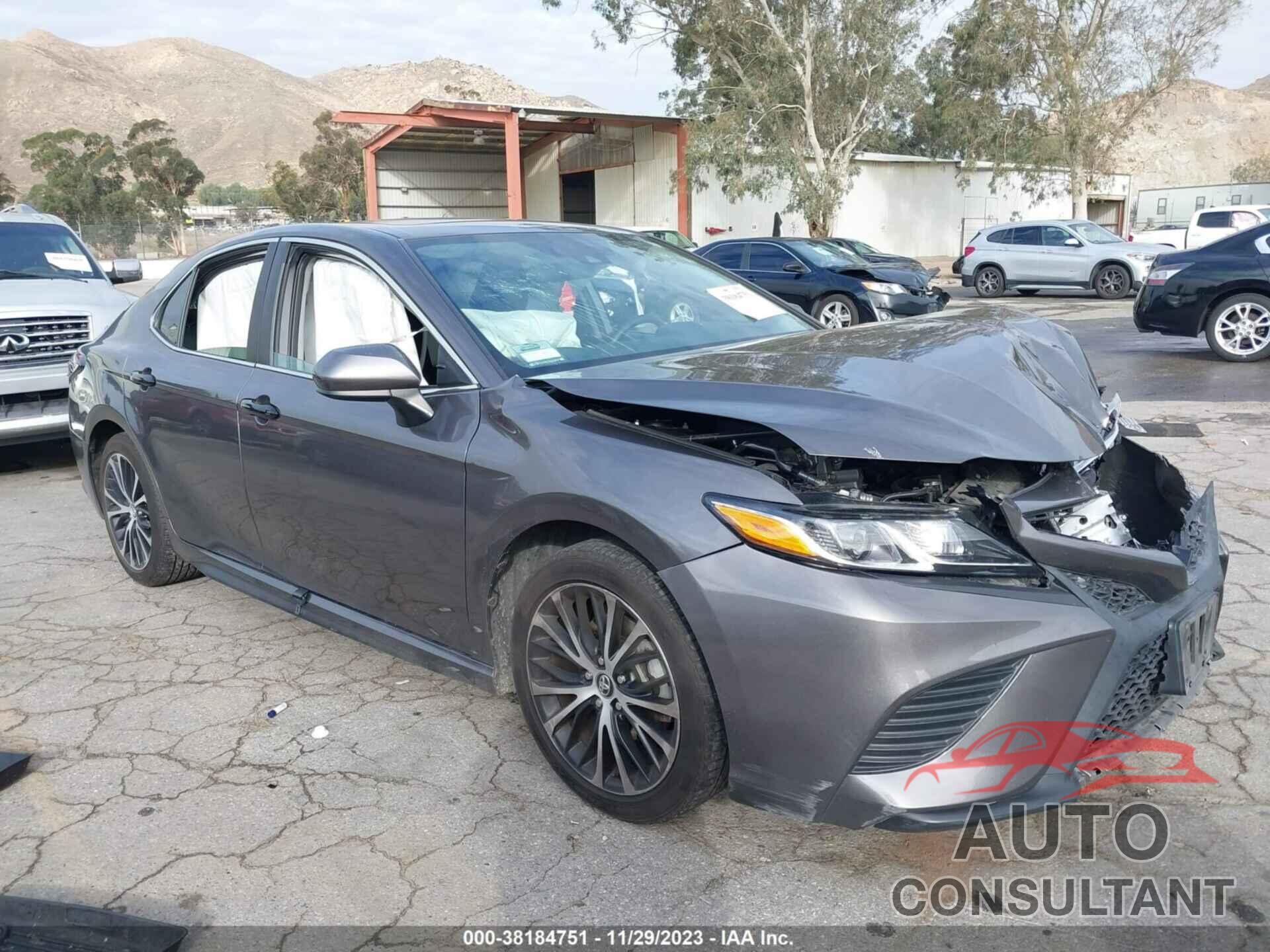 TOYOTA CAMRY 2020 - 4T1G11AK6LU859118