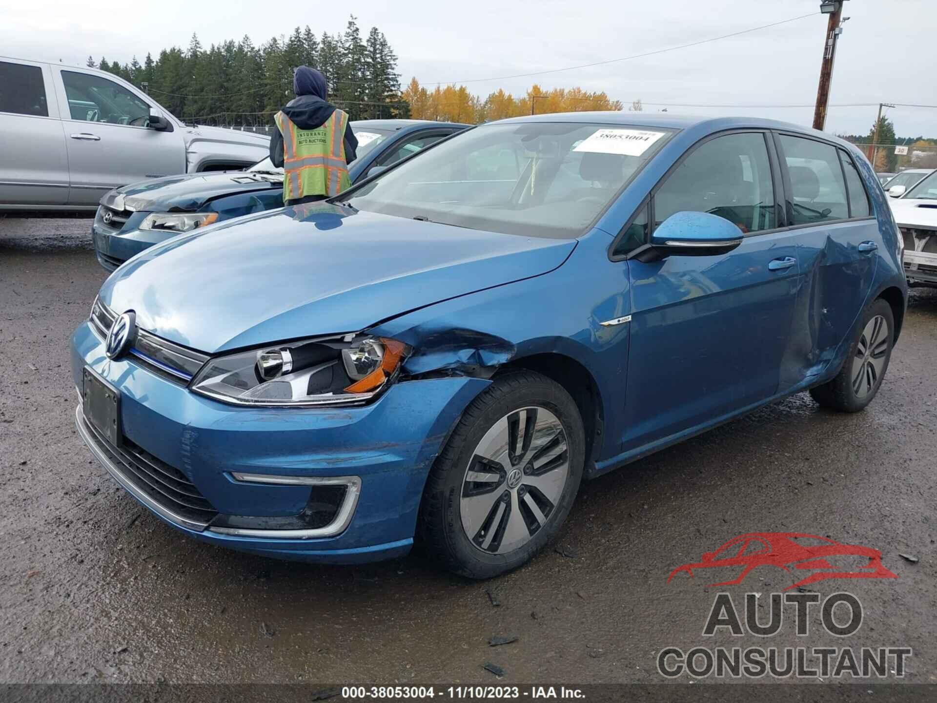 VOLKSWAGEN E-GOLF 2016 - WVWKP7AU1GW911931