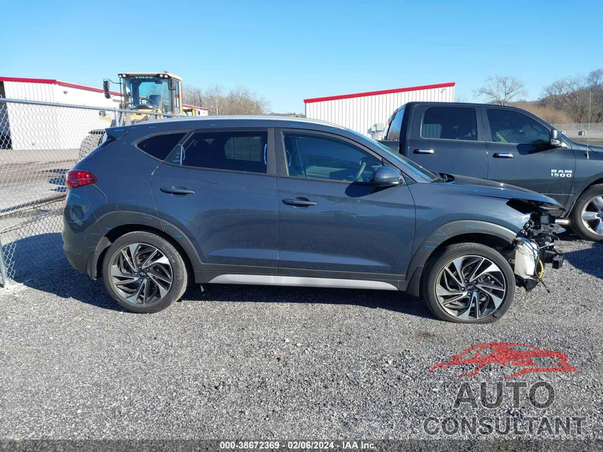 HYUNDAI TUCSON 2021 - KM8J3CAL8MU323003