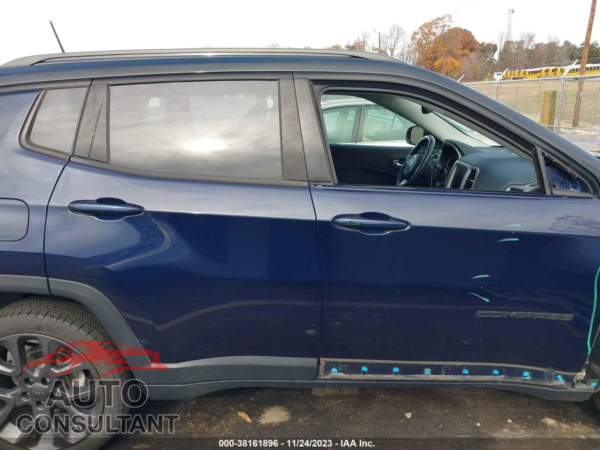 JEEP COMPASS 2019 - 3C4NJDCB9KT812331