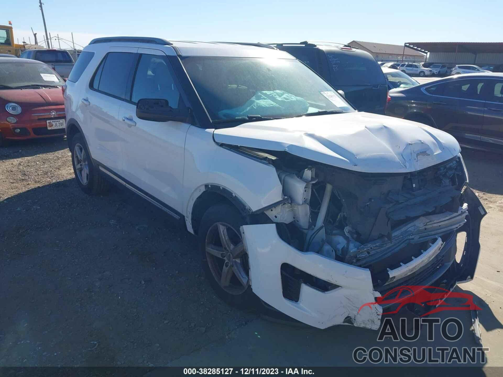 FORD EXPLORER 2018 - 1FM5K7D88JGC27093