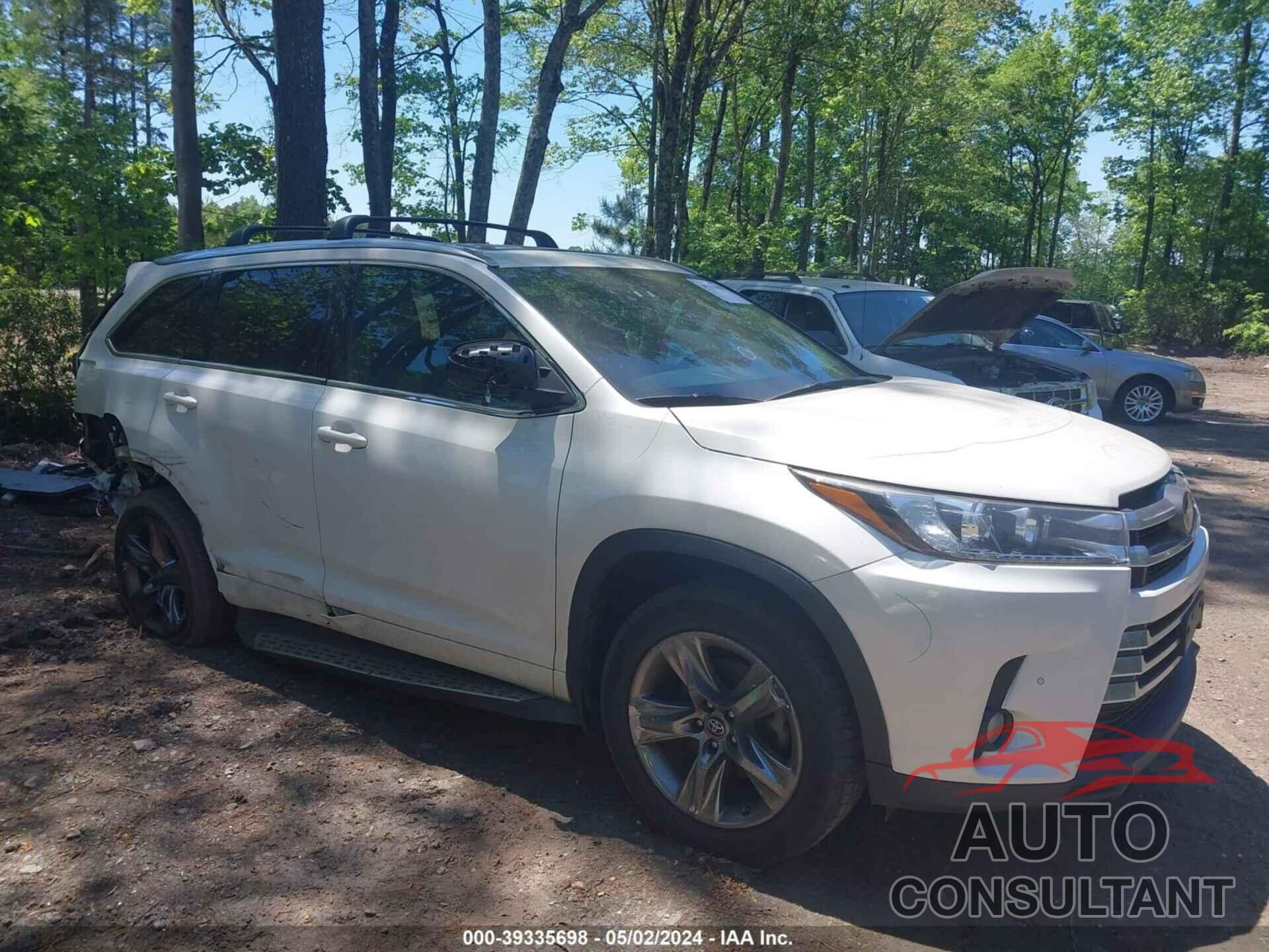 TOYOTA HIGHLANDER 2018 - 5TDDZRFH0JS860231