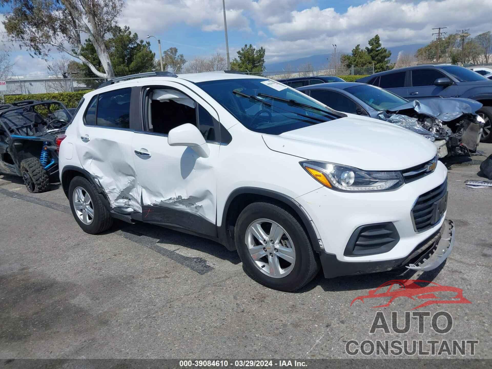 CHEVROLET TRAX 2018 - KL7CJLSB3JB674253