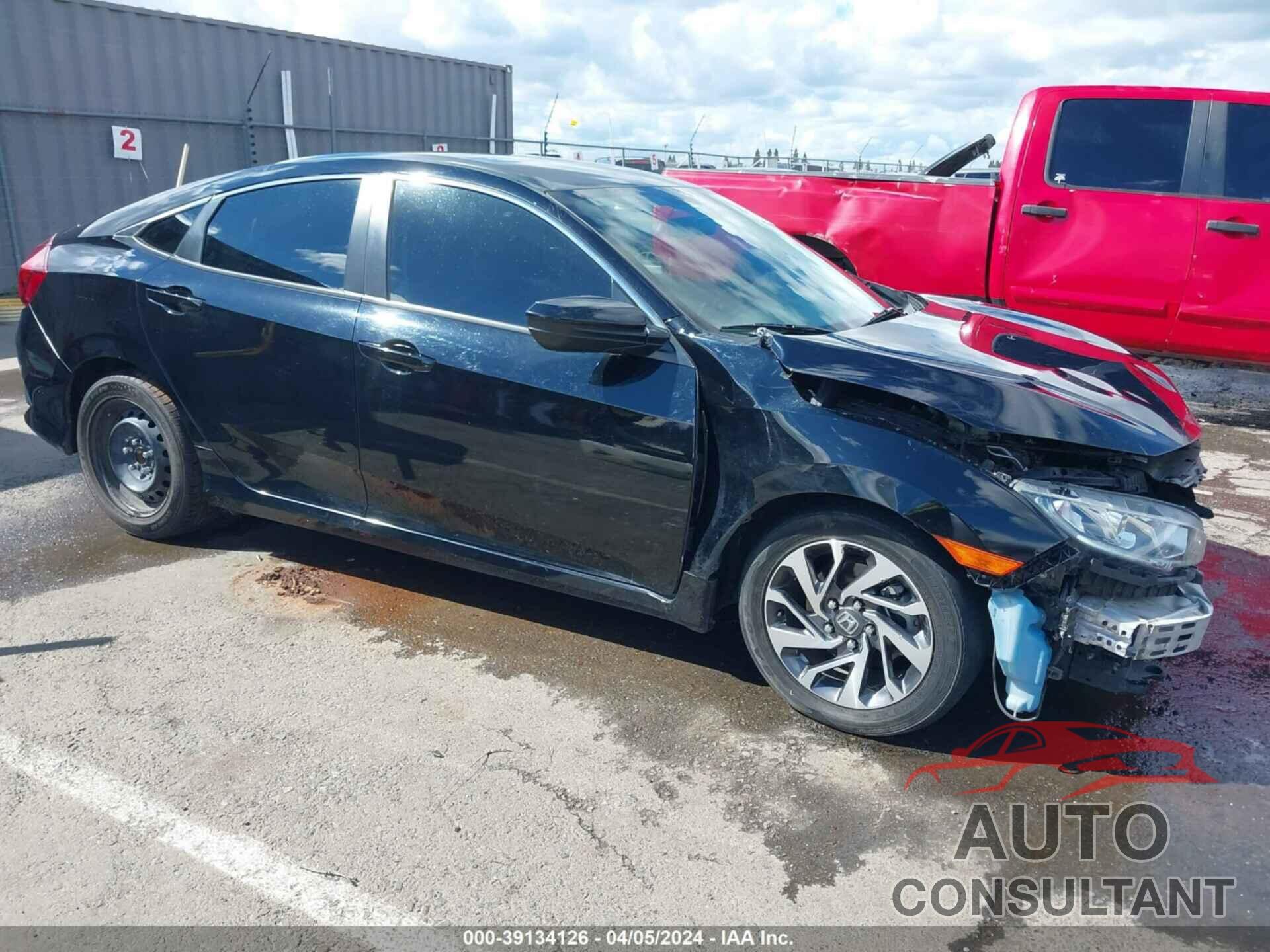 HONDA CIVIC 2018 - 2HGFC2F53JH573781