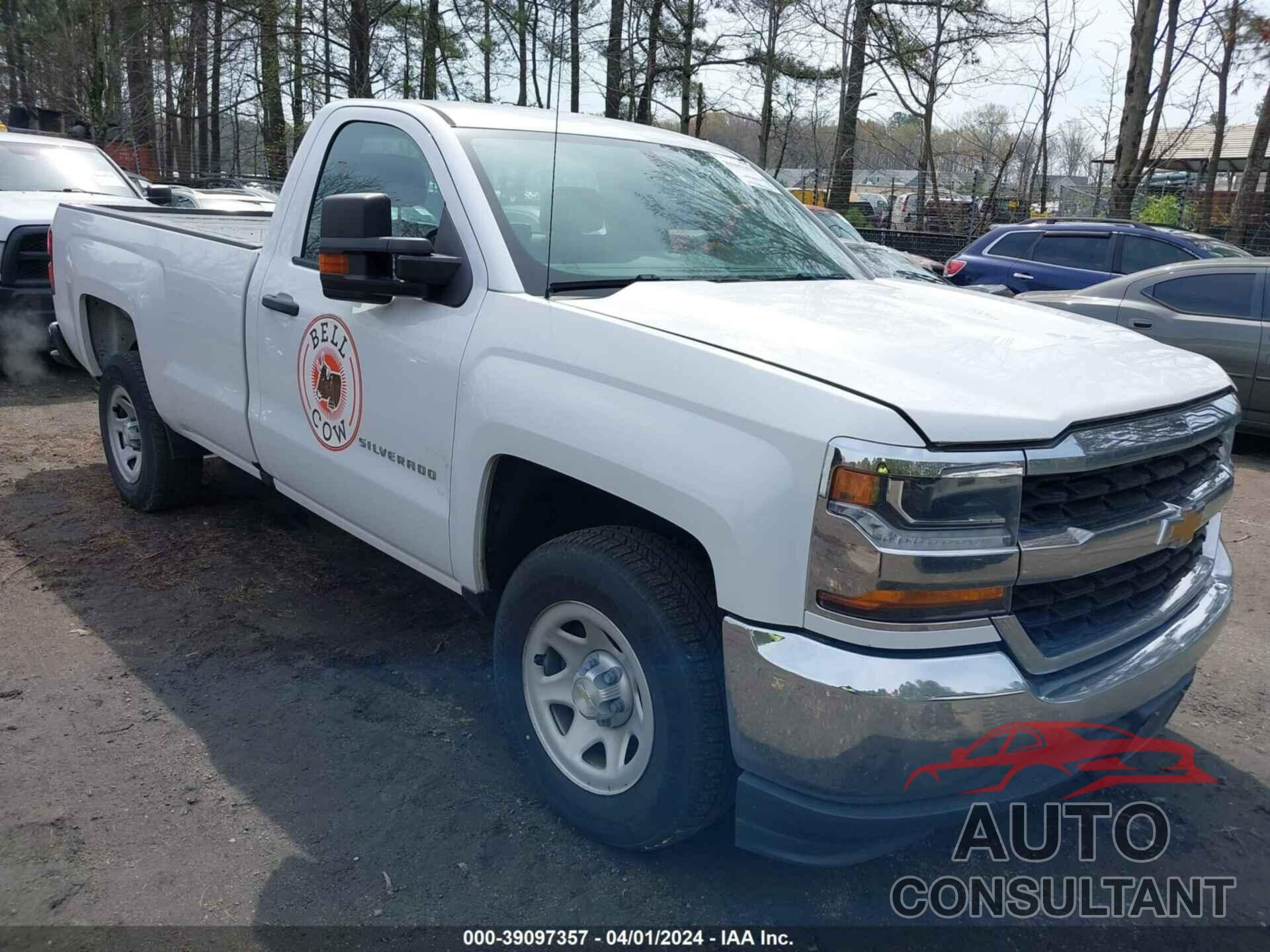 CHEVROLET SILVERADO 1500 2018 - 1GCNCNEH0JZ151457