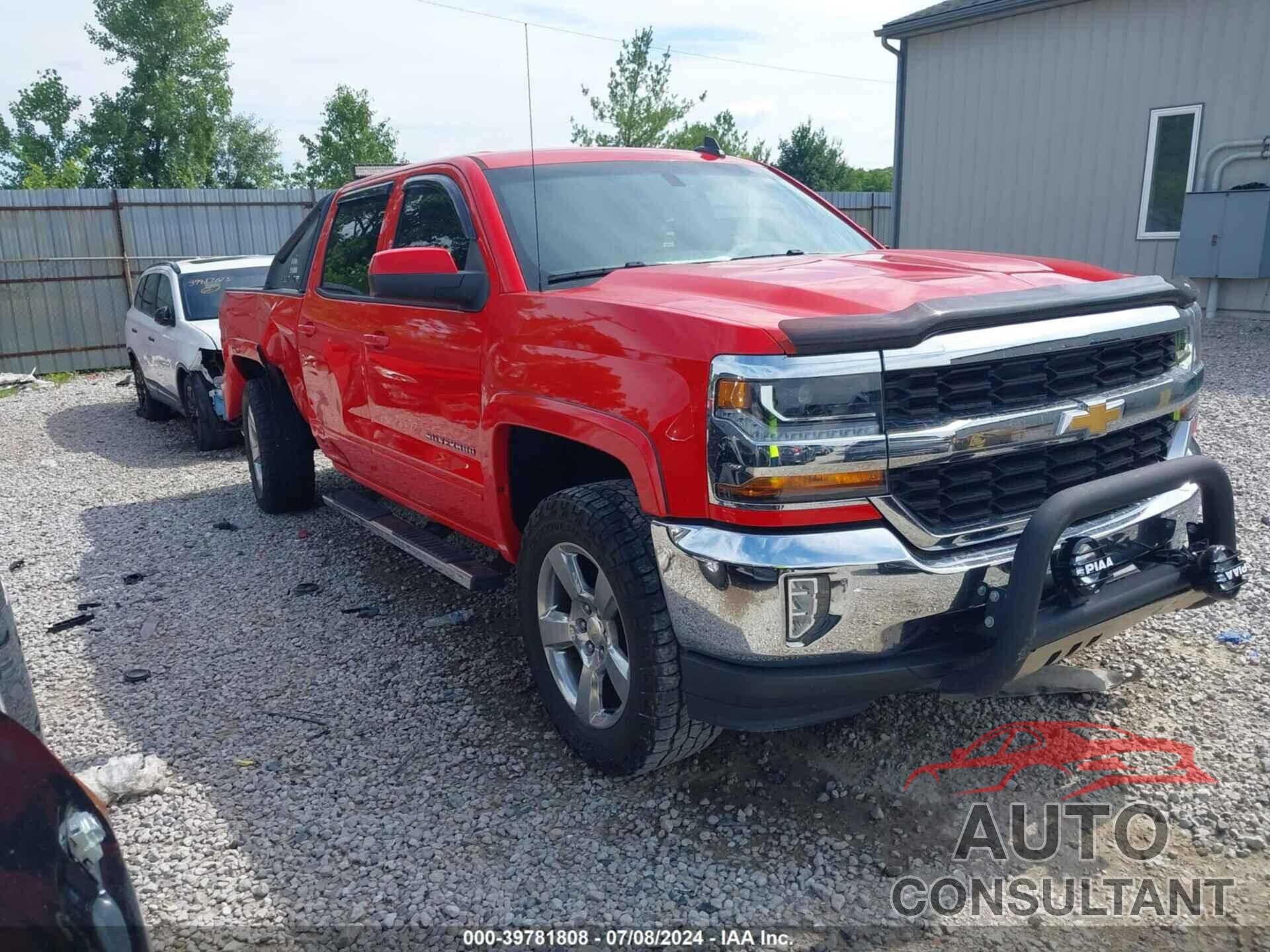 CHEVROLET SILVERADO 1500 2018 - 1GCUKREC0JF123122