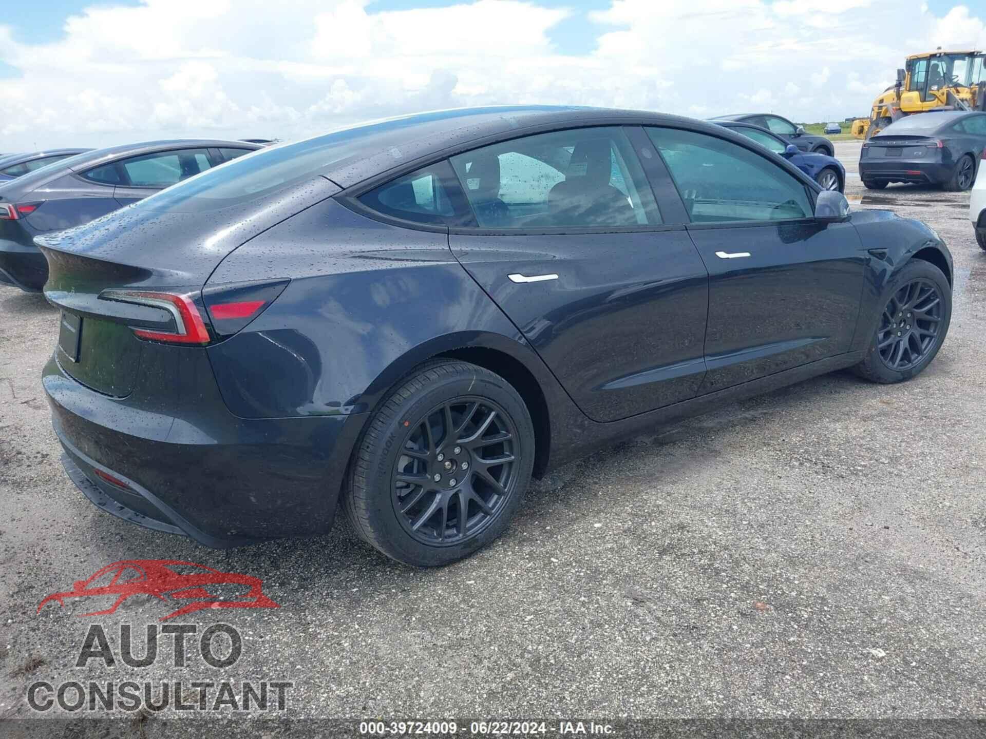 TESLA MODEL 3 2024 - 5YJ3E1EA4RF784591