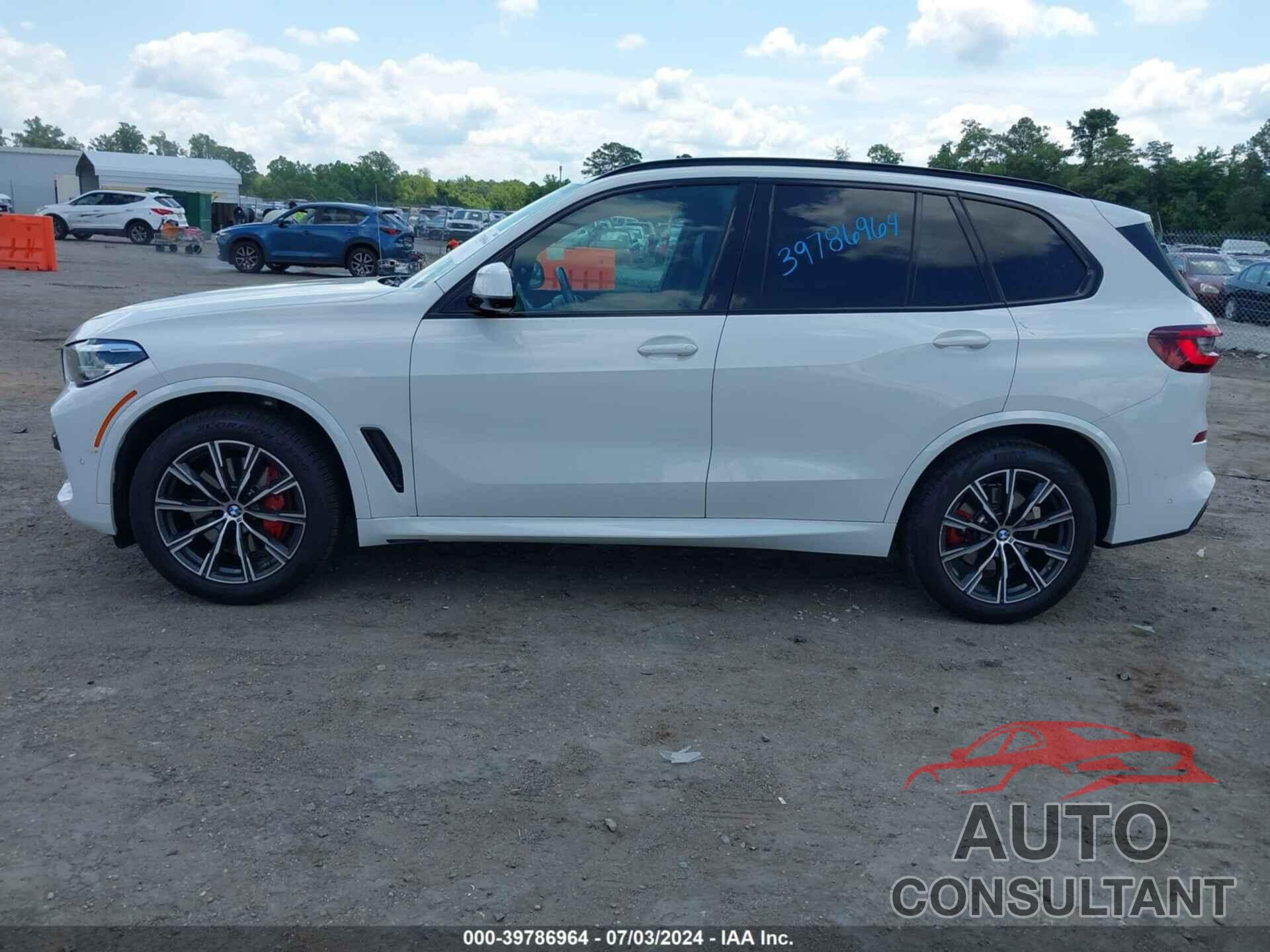 BMW X5 2022 - 5UXCR6C01N9K68106