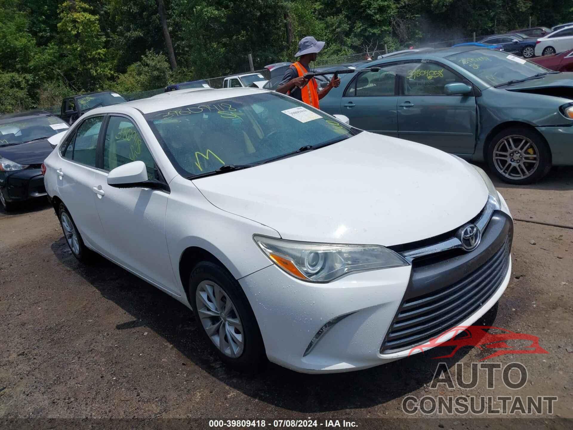 TOYOTA CAMRY 2016 - 4T4BF1FK4GR550246