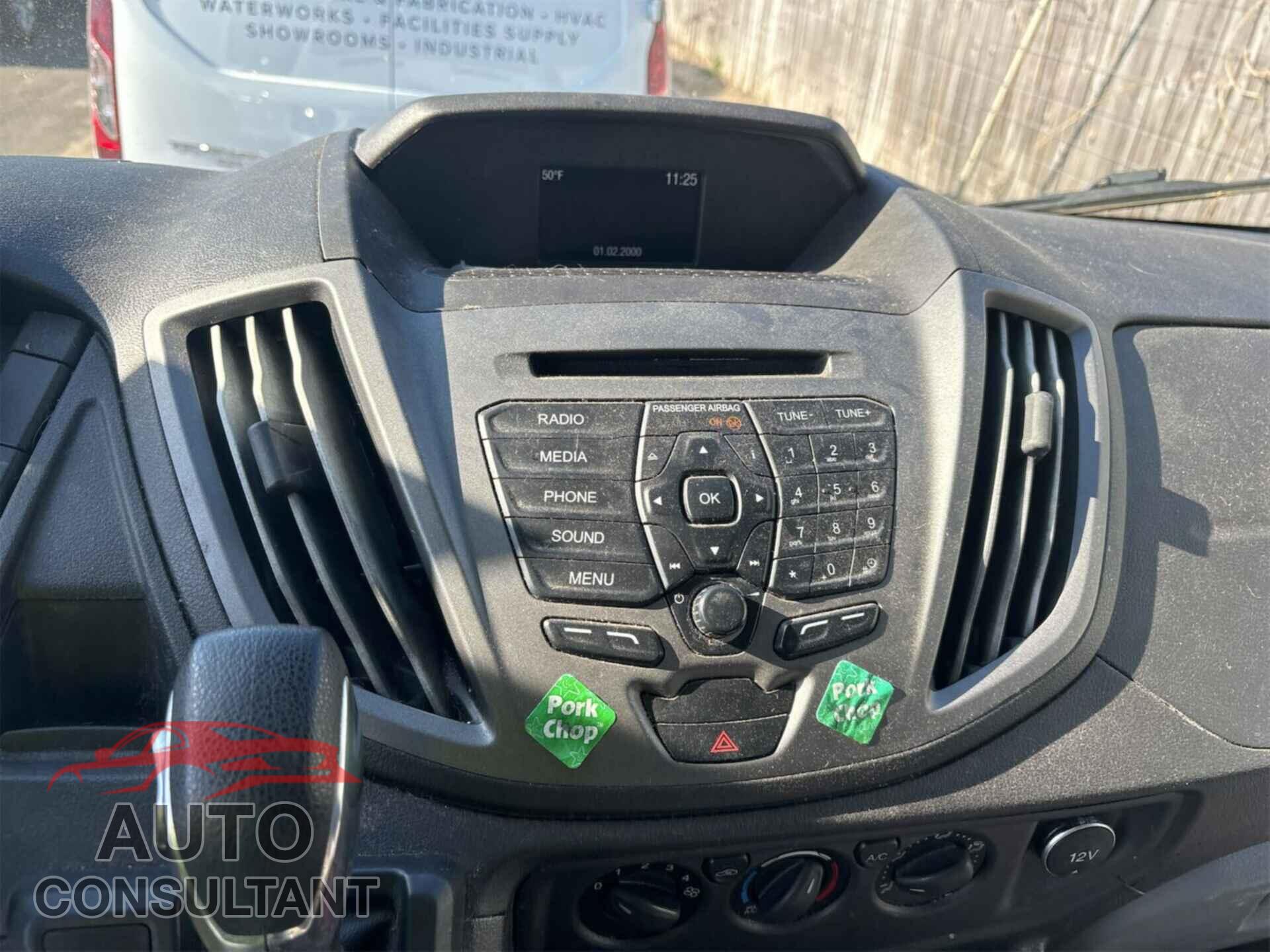 FORD TRANSIT 2017 - 1FTYR1YM5HKB49591