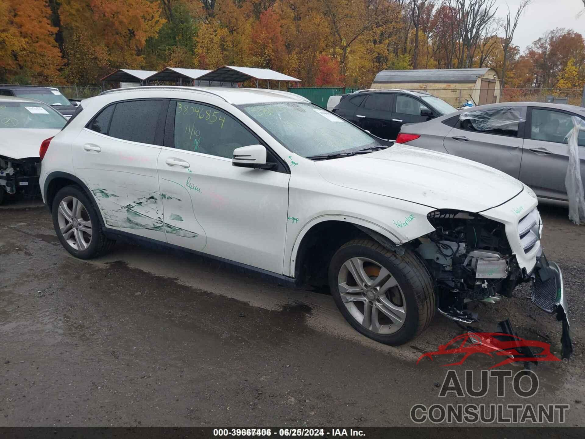 MERCEDES-BENZ GLA 250 2015 - WDCTG4GB5FJ098589