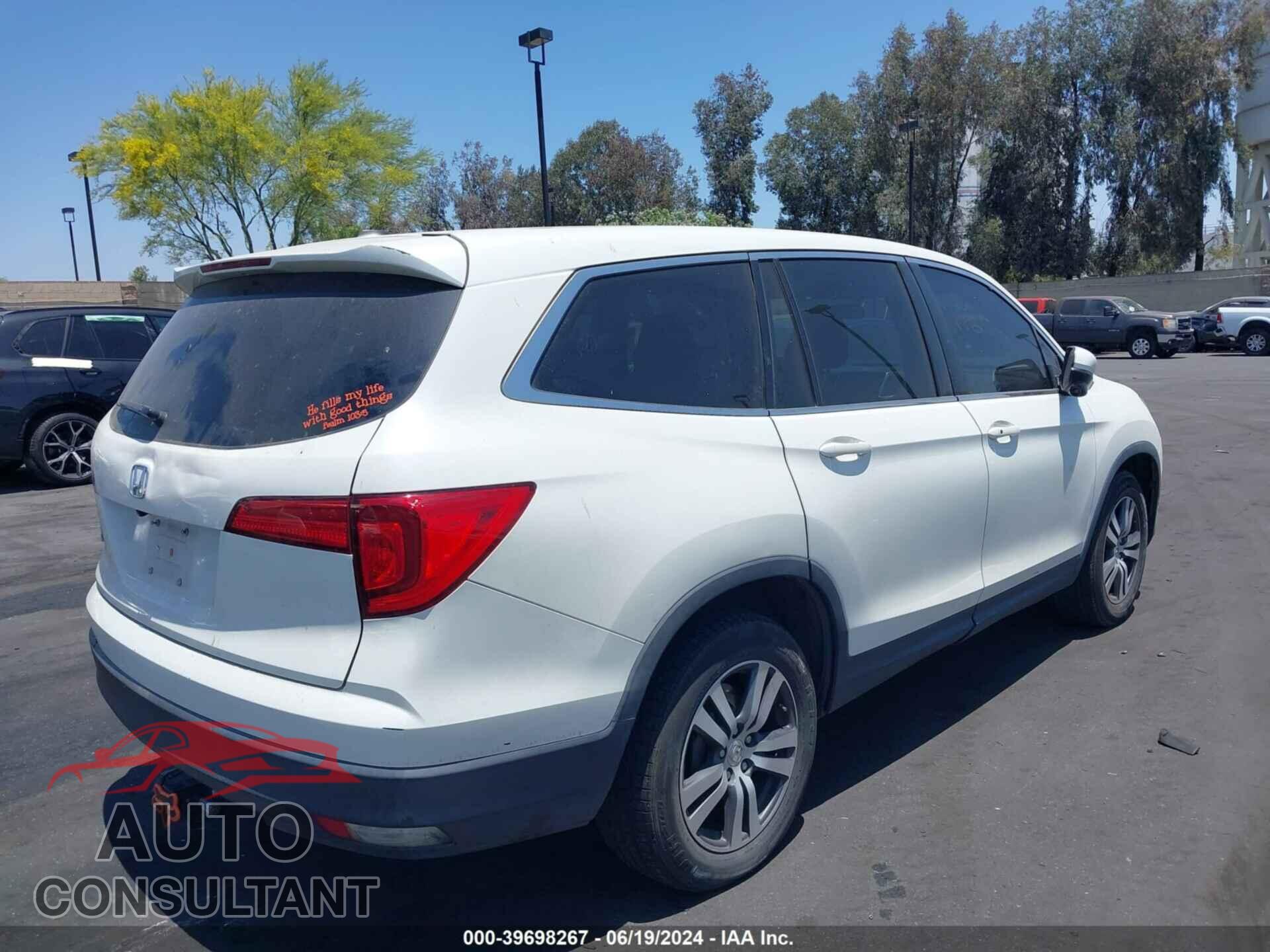 HONDA PILOT 2017 - 5FNYF5H39HB032309
