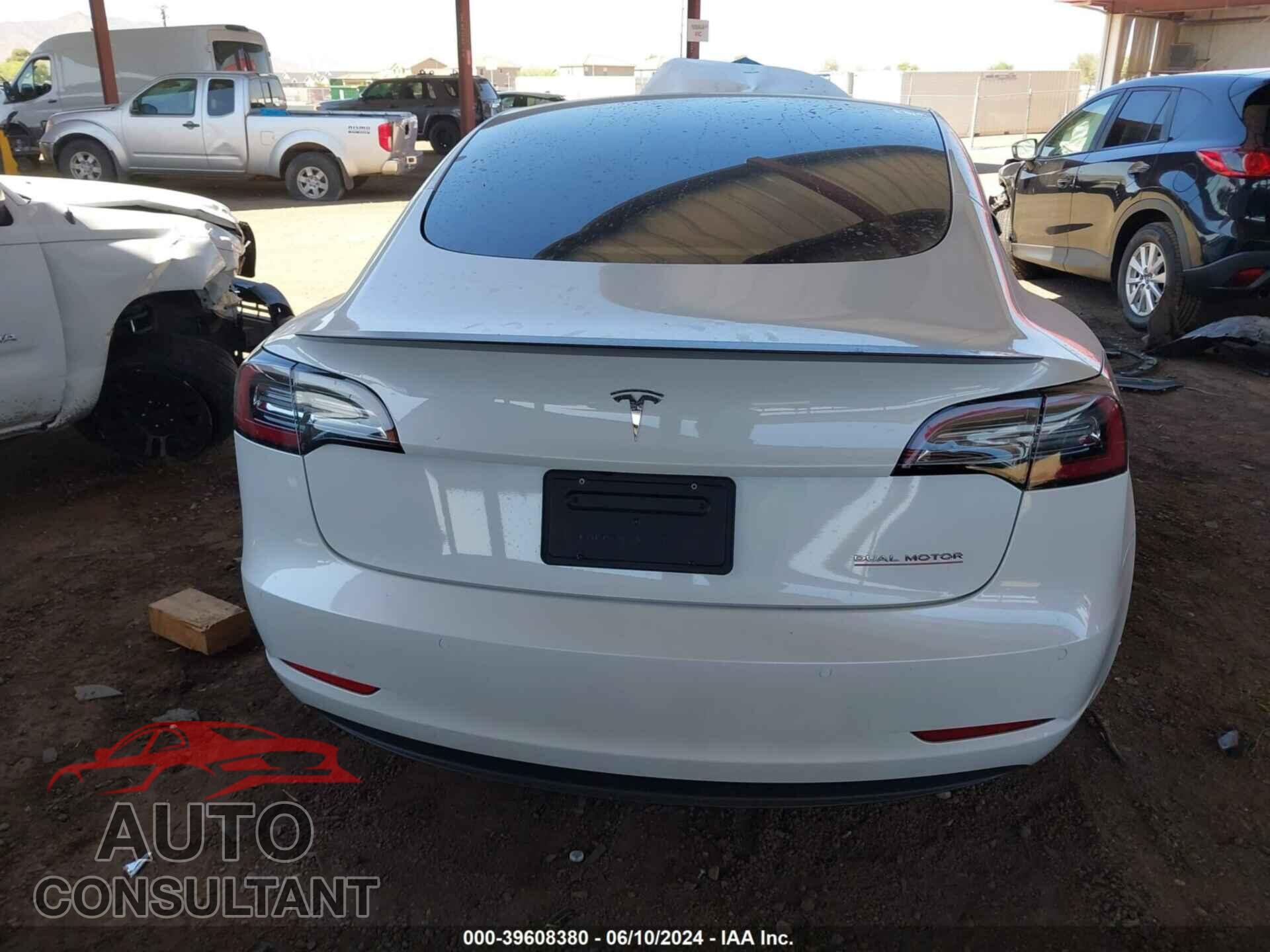 TESLA MODEL 3 2021 - 5YJ3E1ECXMF995708