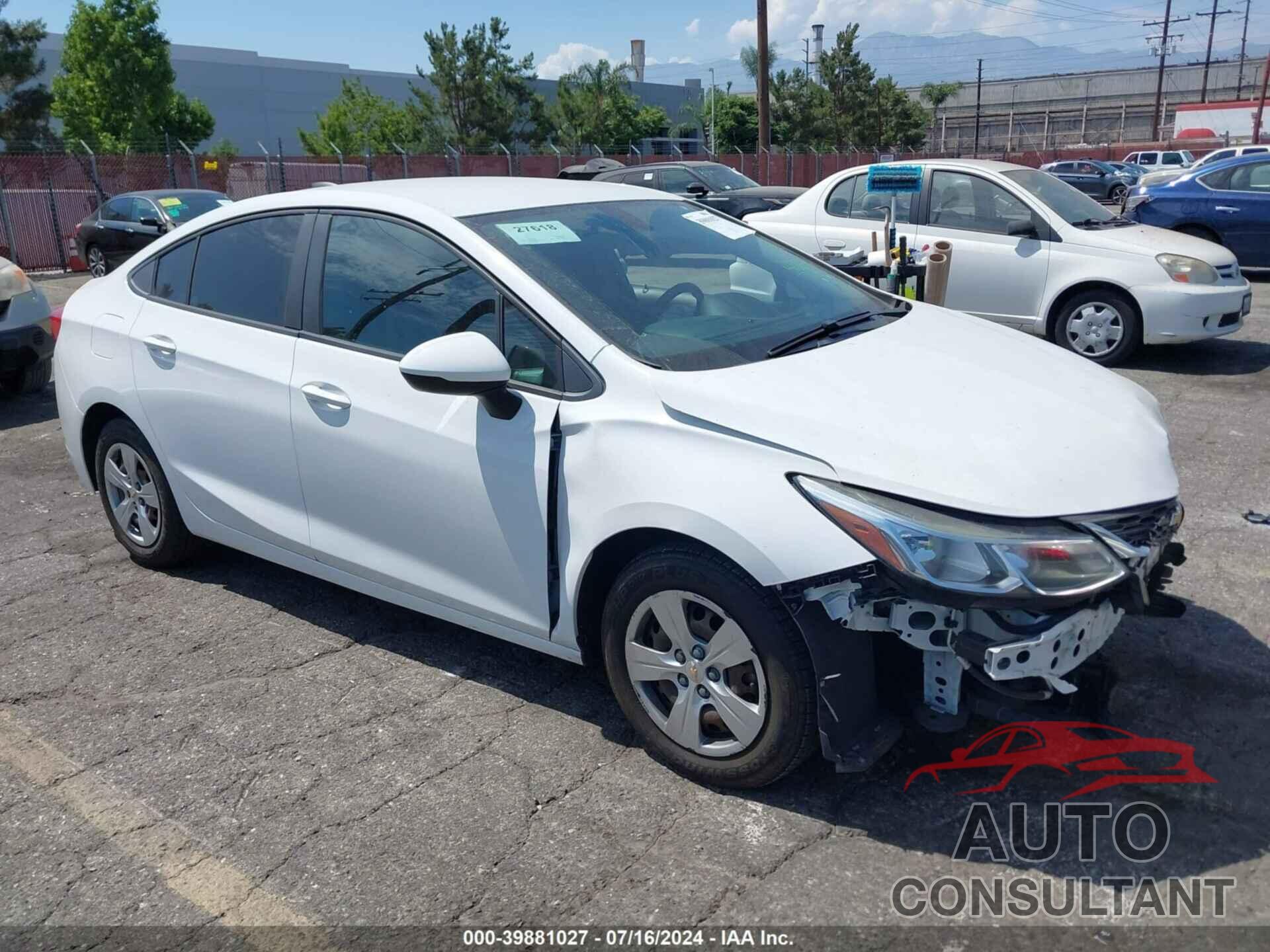 CHEVROLET CRUZE 2018 - 1G1BC5SM2J7214308