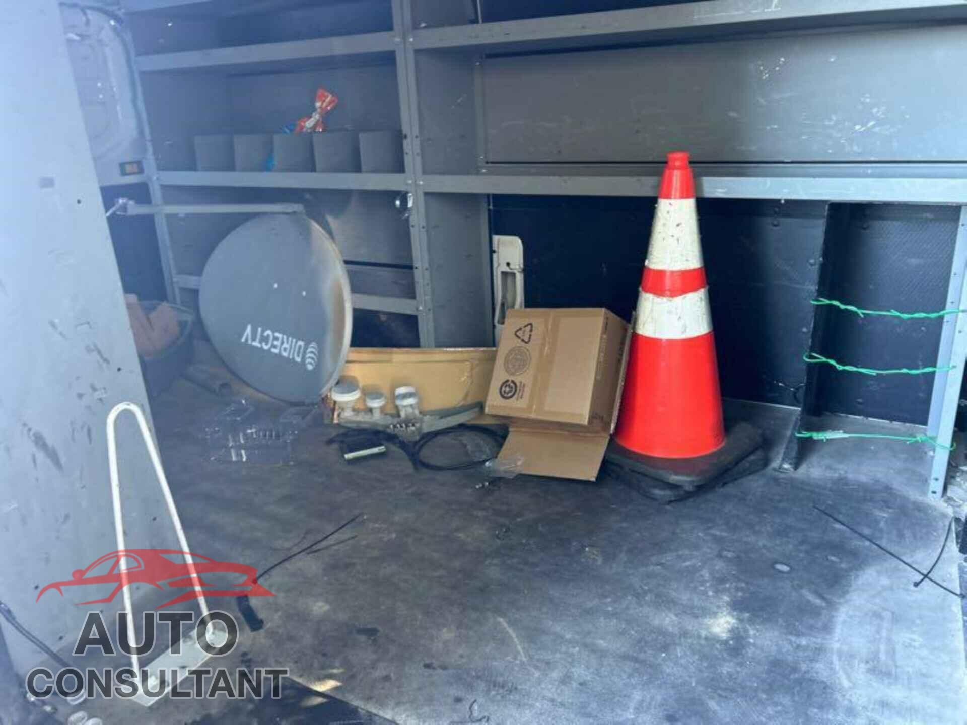 FORD TRANSIT 2017 - 1FTYE1YM8HKA73795