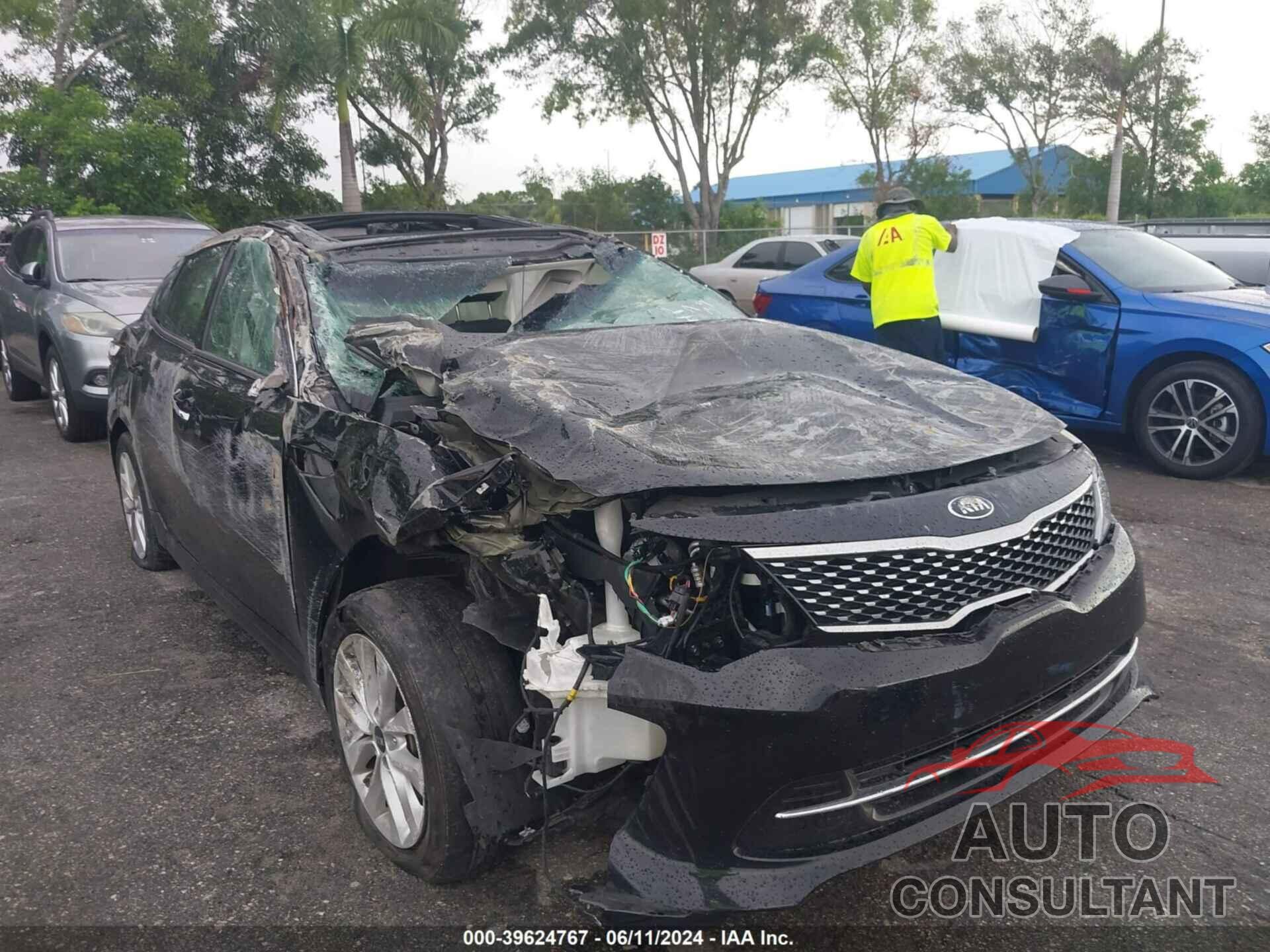 KIA OPTIMA 2018 - 5XXGT4L3XJG246833