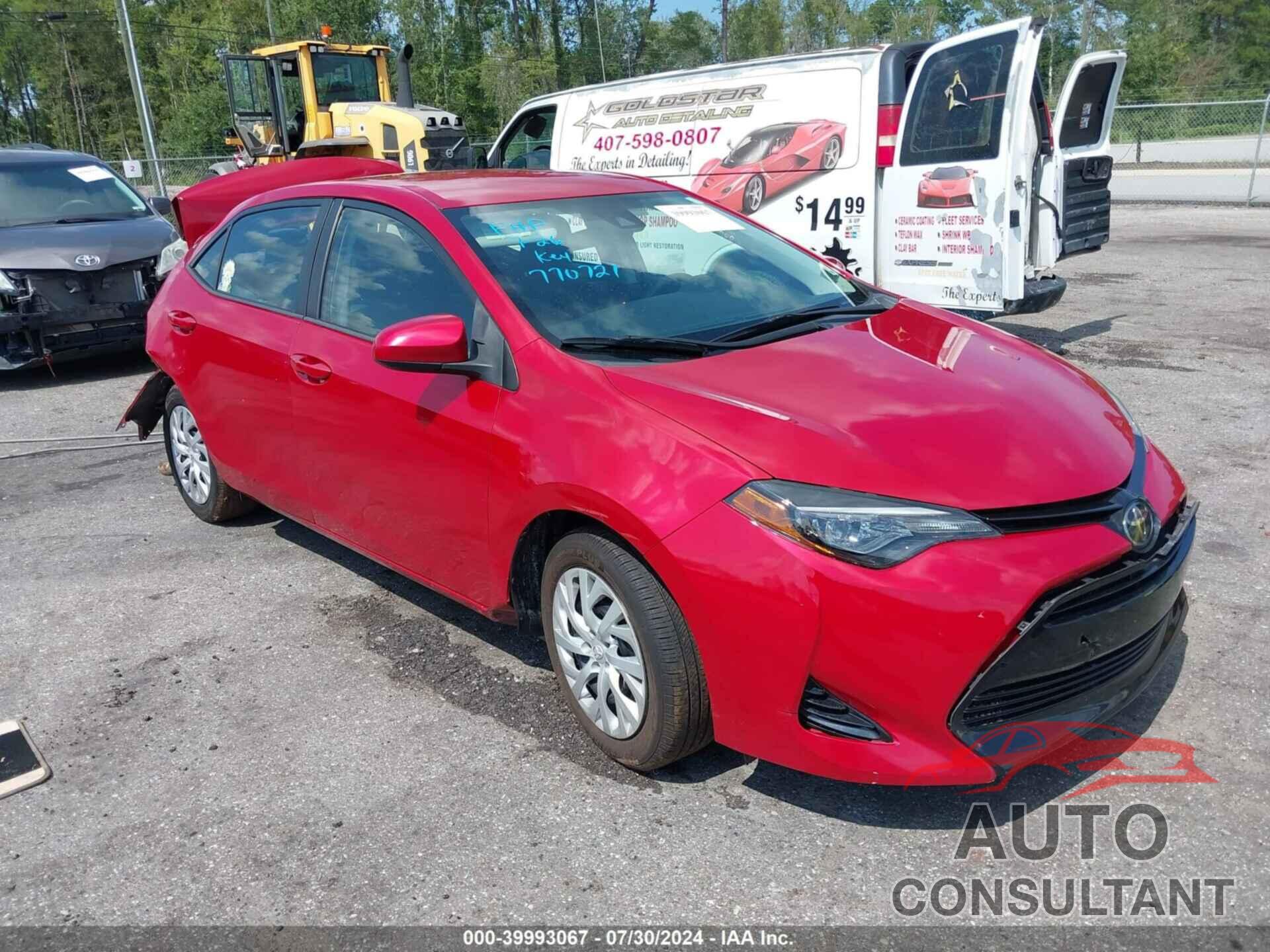 TOYOTA COROLLA 2018 - 5YFBURHE3JP770721