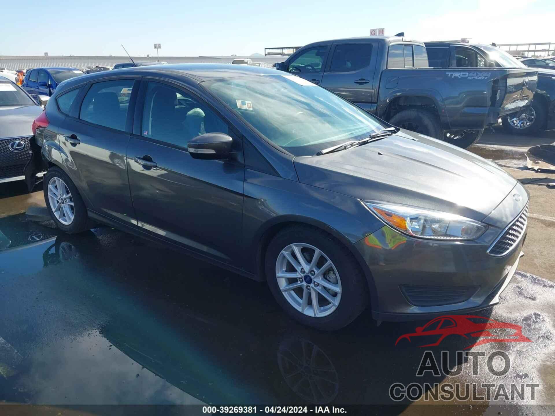 FORD FOCUS 2017 - 1FADP3K21HL325608