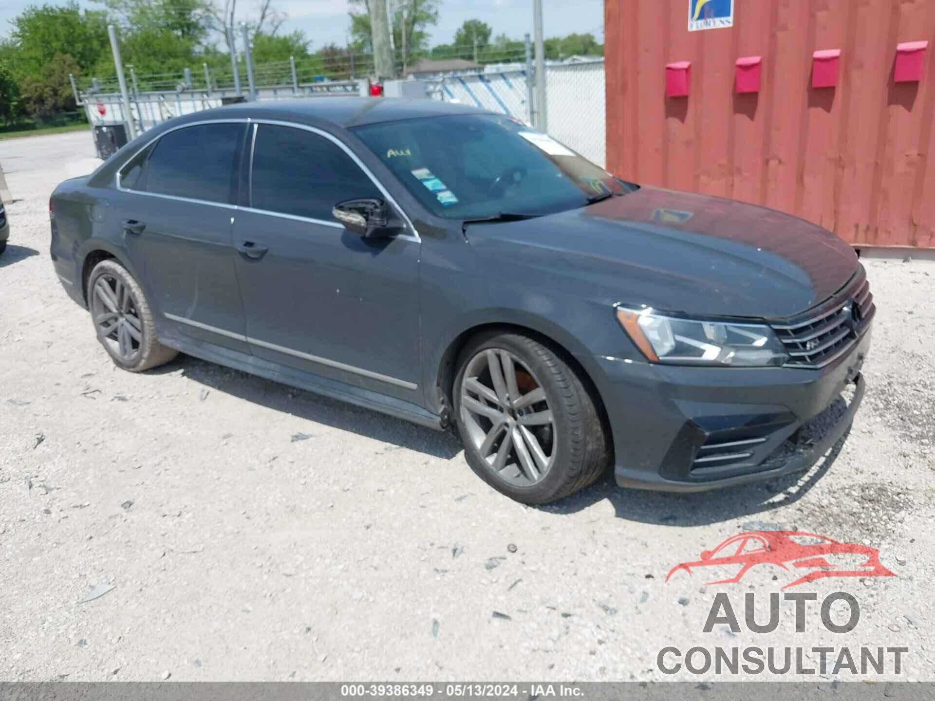 VOLKSWAGEN PASSAT 2017 - 1VWDT7A39HC066886