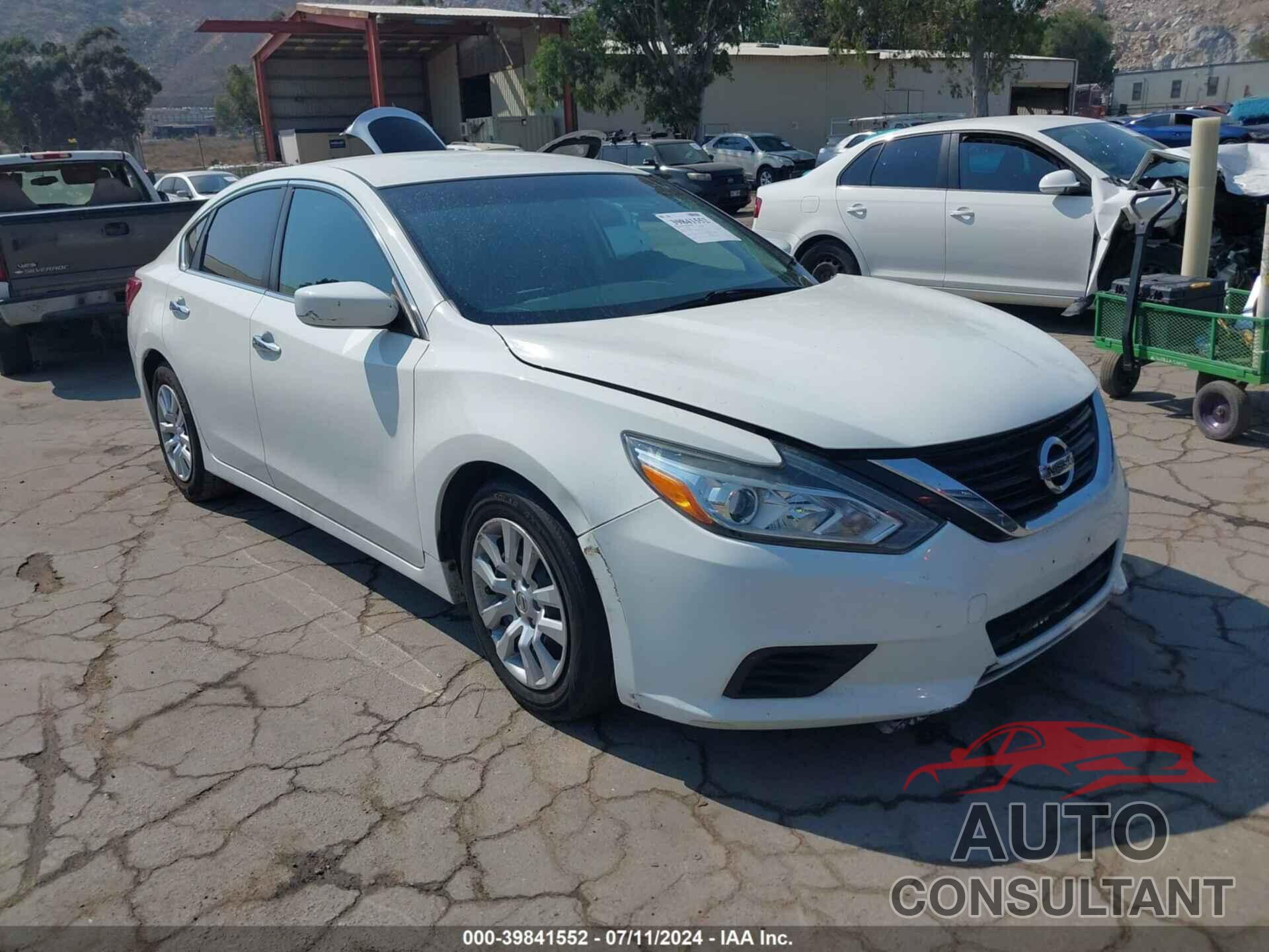 NISSAN ALTIMA 2018 - 1N4AL3AP0JC177582