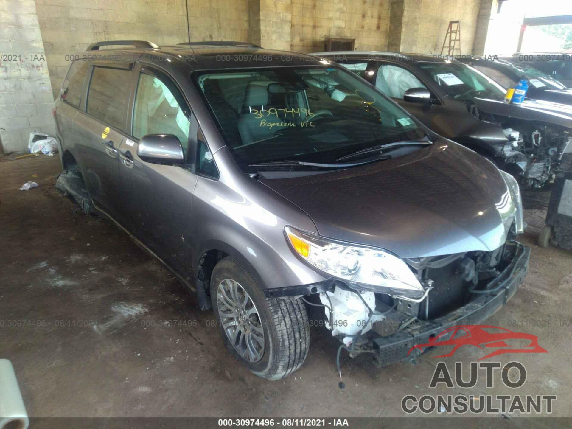 TOYOTA SIENNA 2018 - 5TDYZ3DC7JS935450