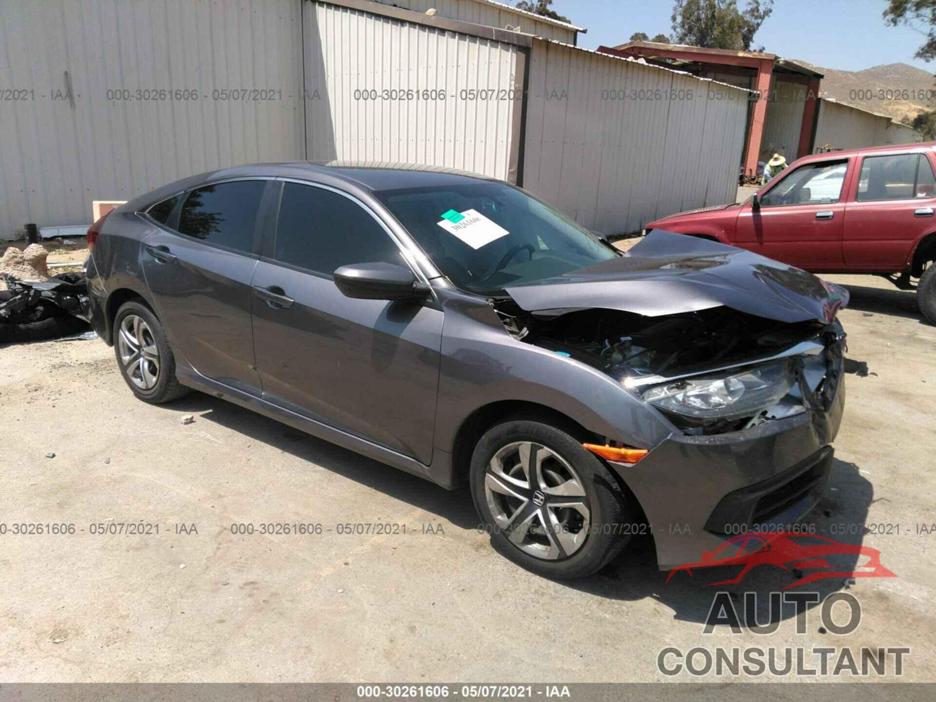 HONDA CIVIC SEDAN 2018 - 2HGFC2F57JH531985